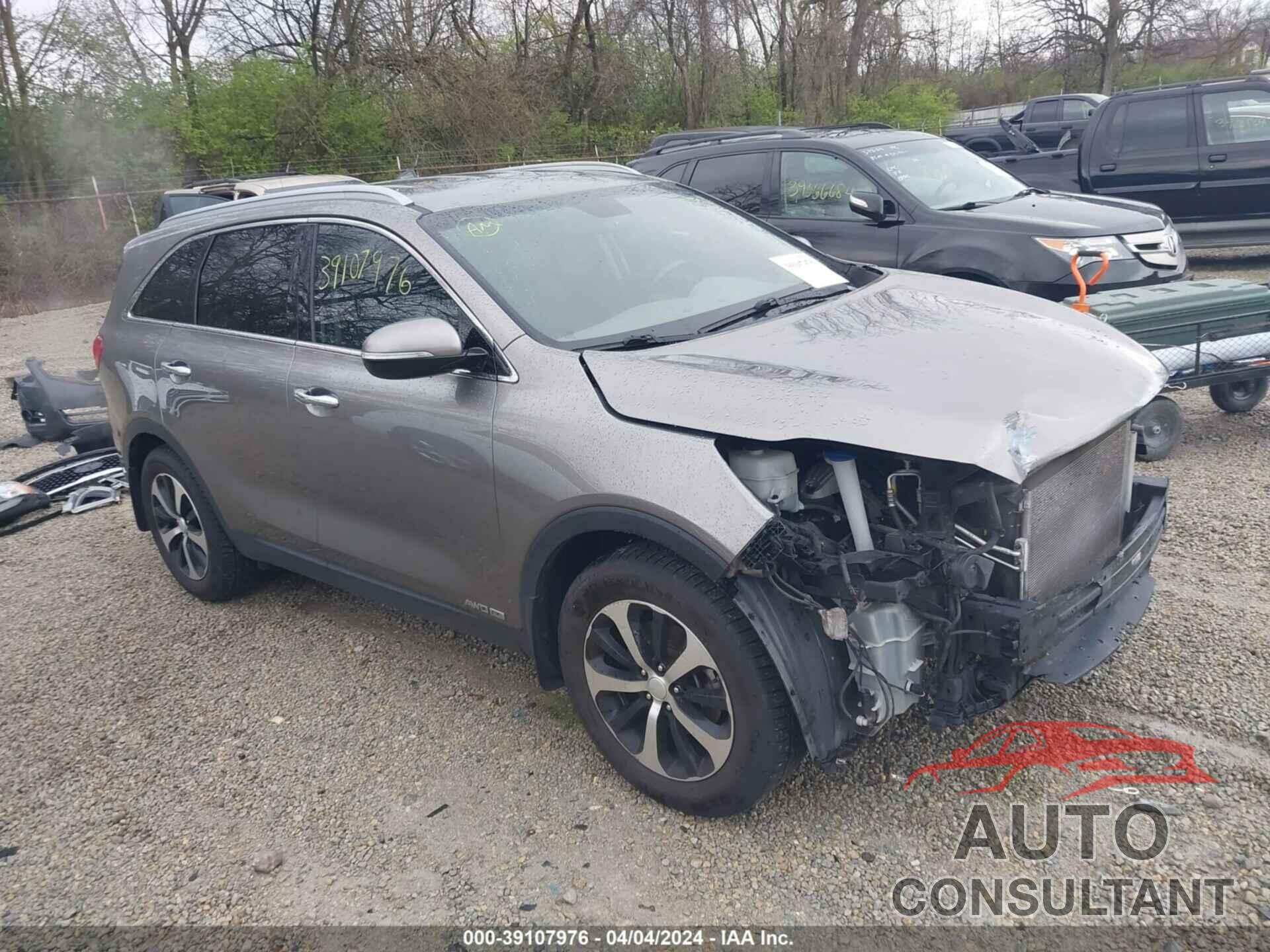 KIA SORENTO 2016 - 5XYPHDA58GG013057