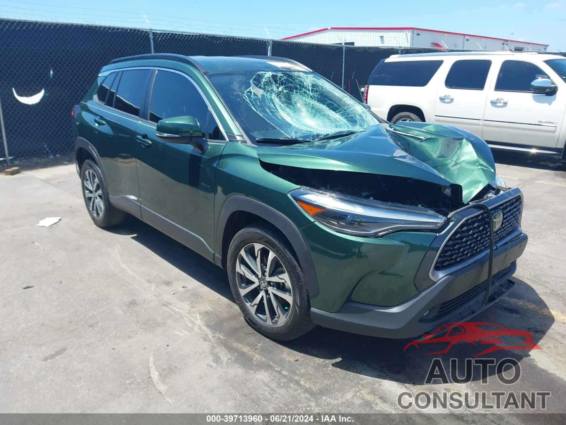 TOYOTA COROLLA CROSS 2022 - 7MUEAAAG9NV013134