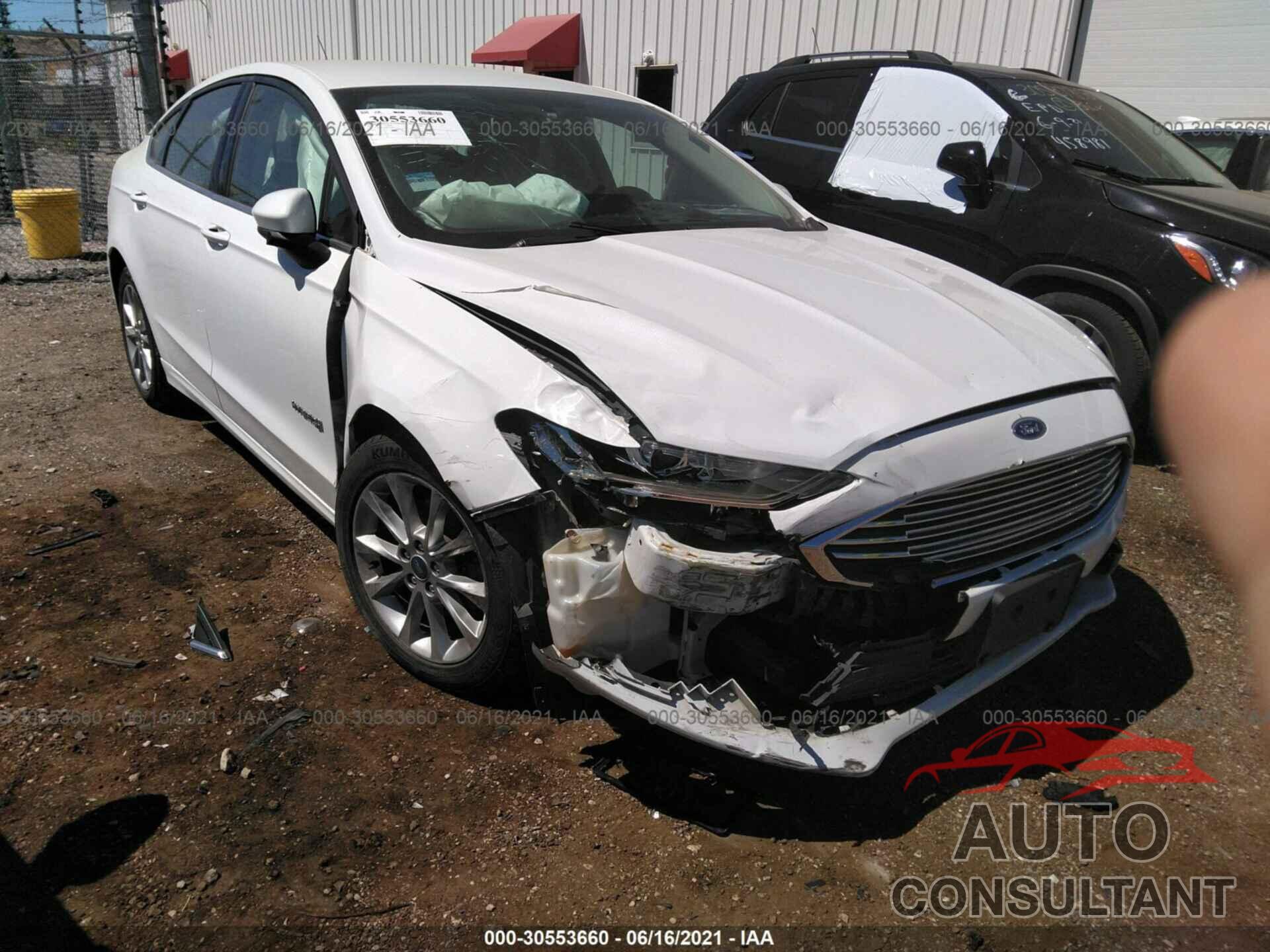 FORD FUSION 2017 - 3FA6P0LU4HR278647