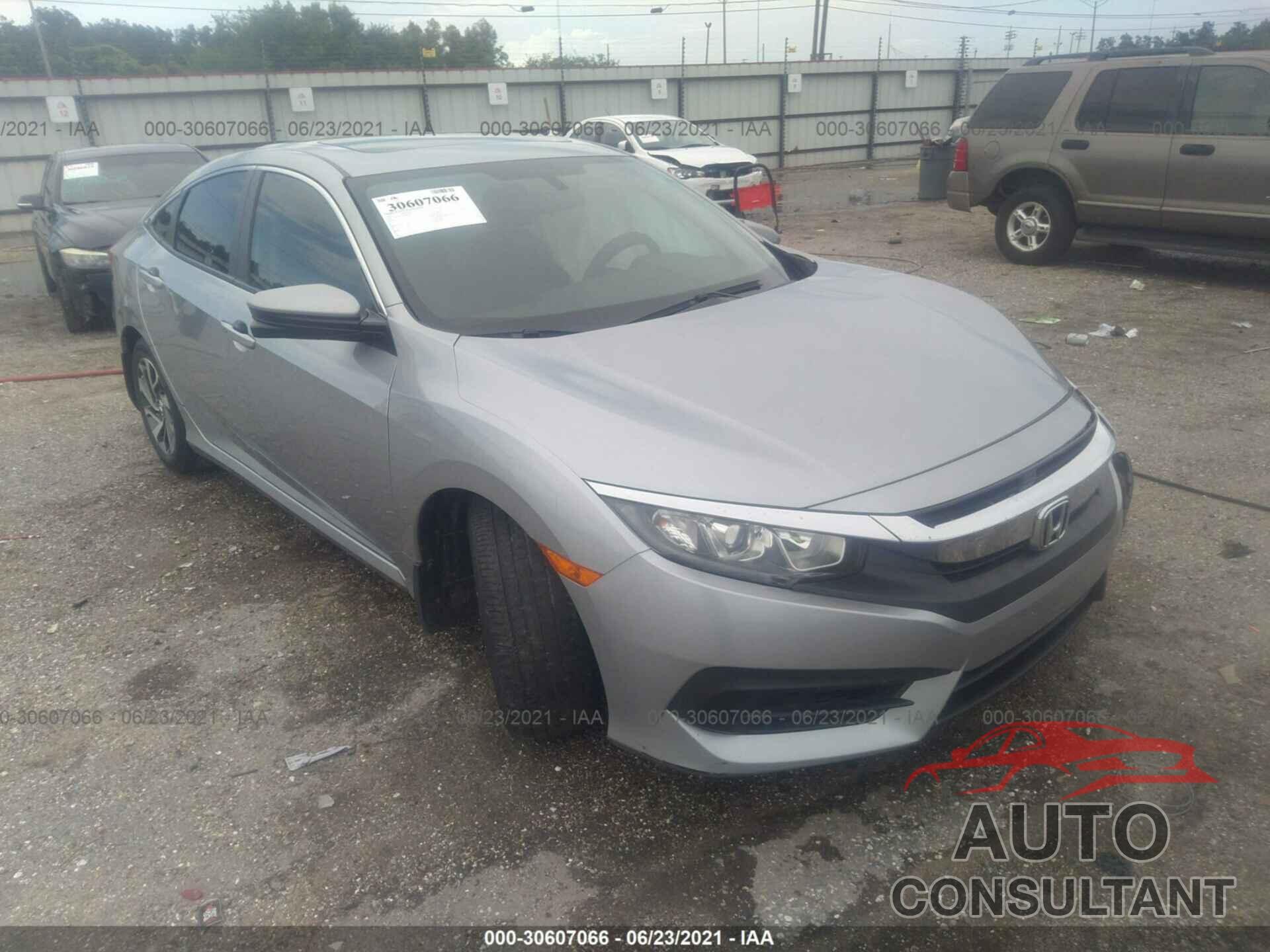 HONDA CIVIC SEDAN 2017 - 19XFC2F76HE005627