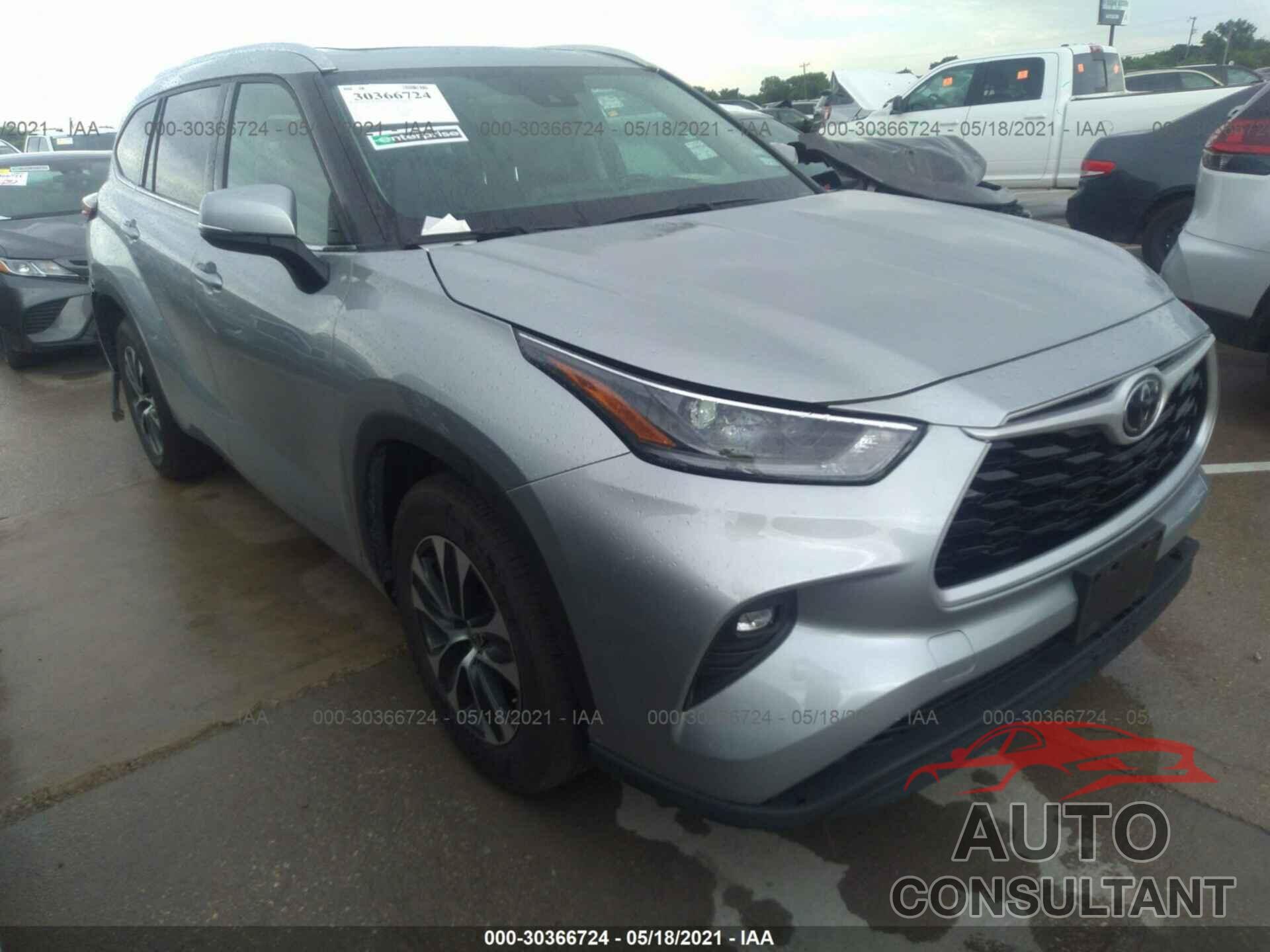 TOYOTA HIGHLANDER 2021 - 5TDGZRAH1MS516562