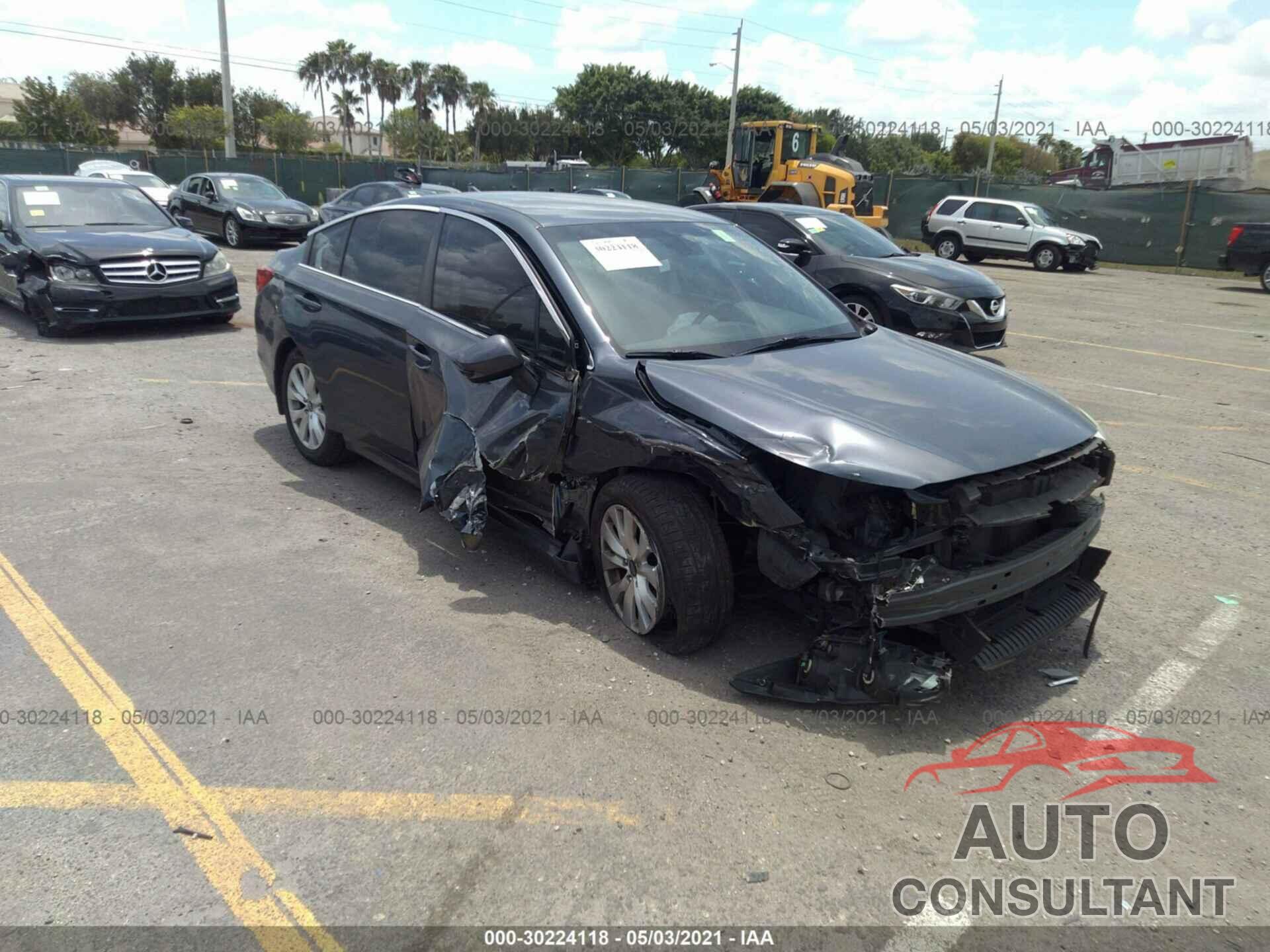SUBARU LEGACY 2017 - 4S3BNAF68H3037044