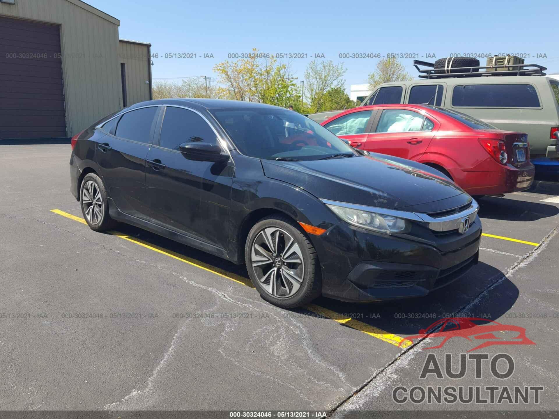 HONDA CIVIC SEDAN 2016 - 19XFC2F5XGE032486