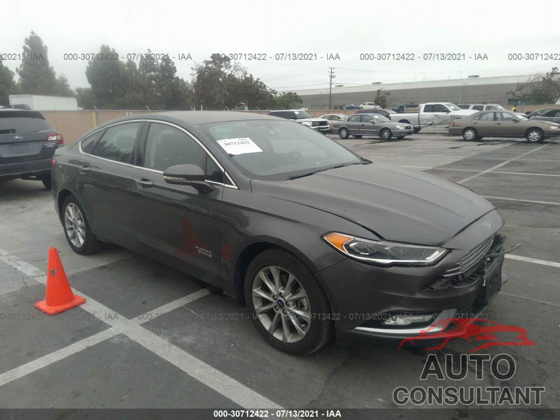 FORD FUSION ENERGI 2017 - 3FA6P0PU4HR209077