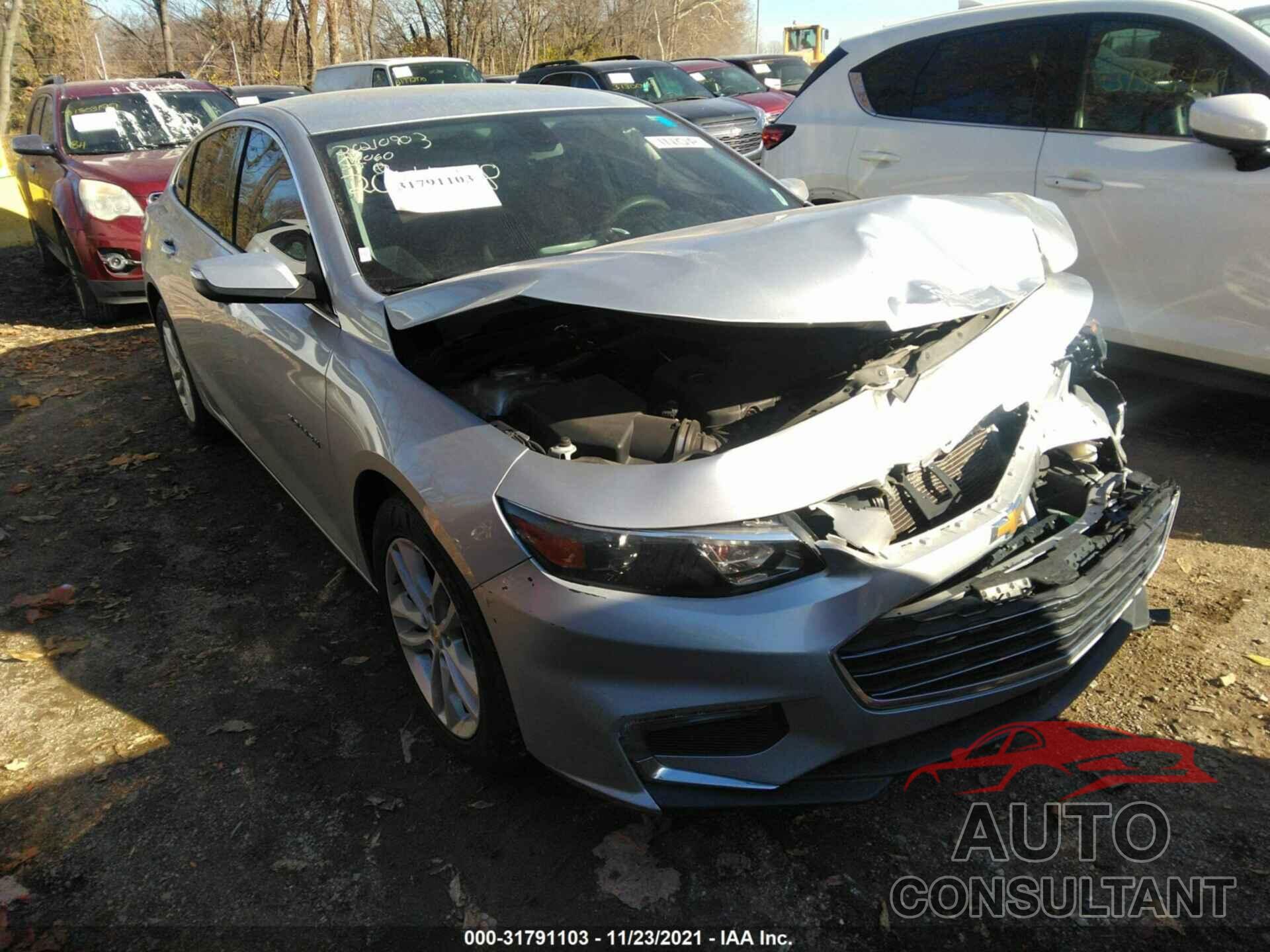 CHEVROLET MALIBU 2018 - 1G1ZD5STXJF204568