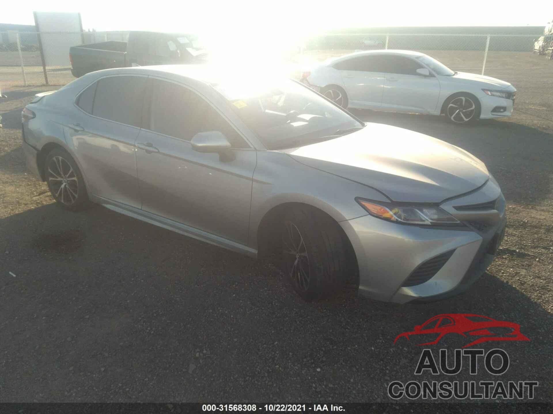 TOYOTA CAMRY 2019 - 4T1B11HK0KU850834