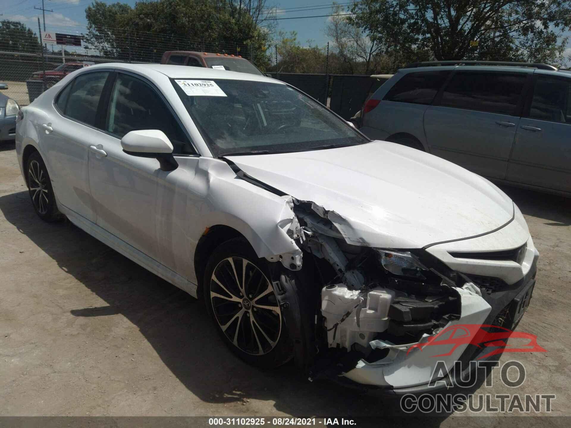 TOYOTA CAMRY 2020 - 4T1G11AK8LU343066