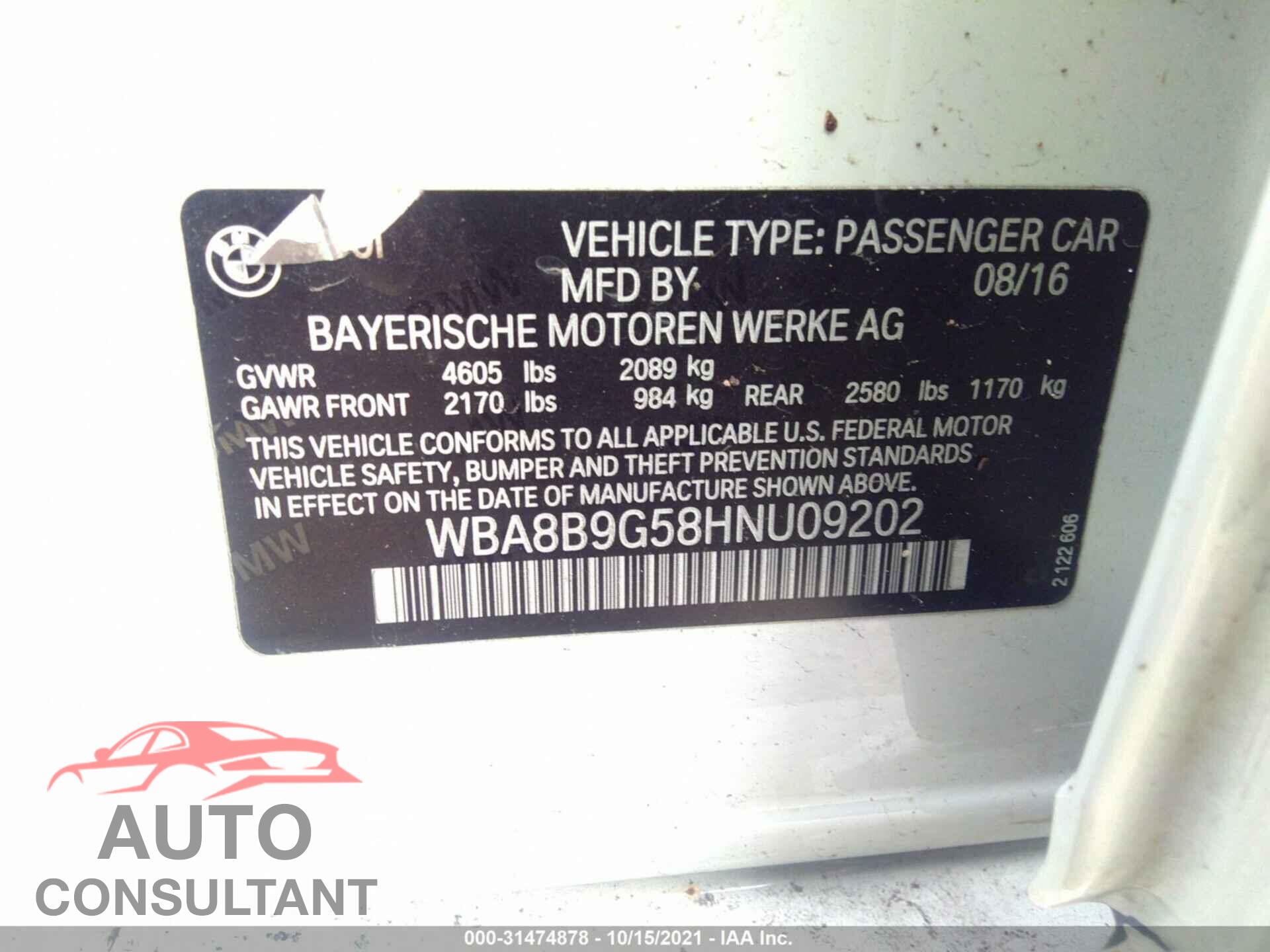 BMW 3 SERIES 2017 - WBA8B9G58HNU09202
