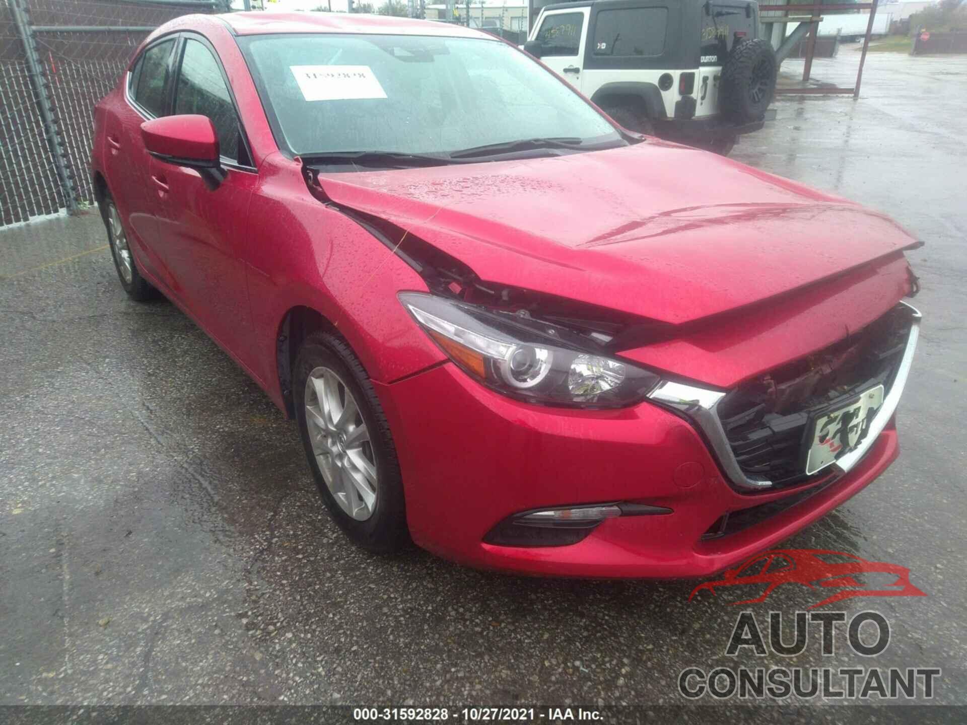 MAZDA MAZDA3 4-DOOR 2018 - 3MZBN1U71JM219648