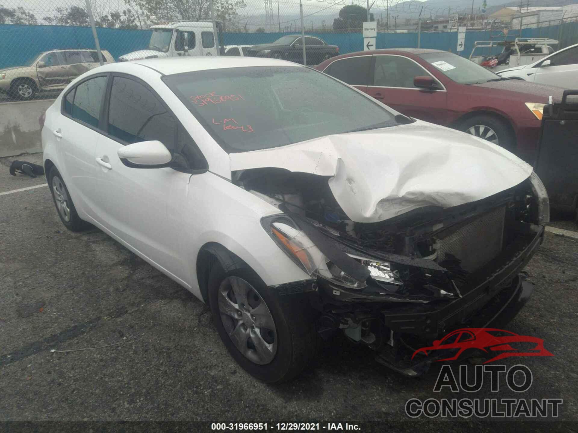 KIA FORTE 2018 - 3KPFL4A78JE253127