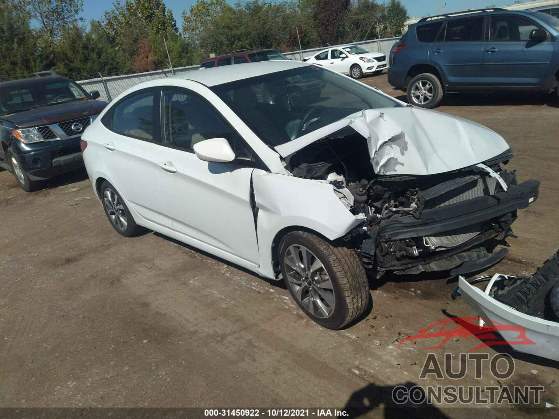 HYUNDAI ACCENT 2017 - KMHCT4AE4HU372110