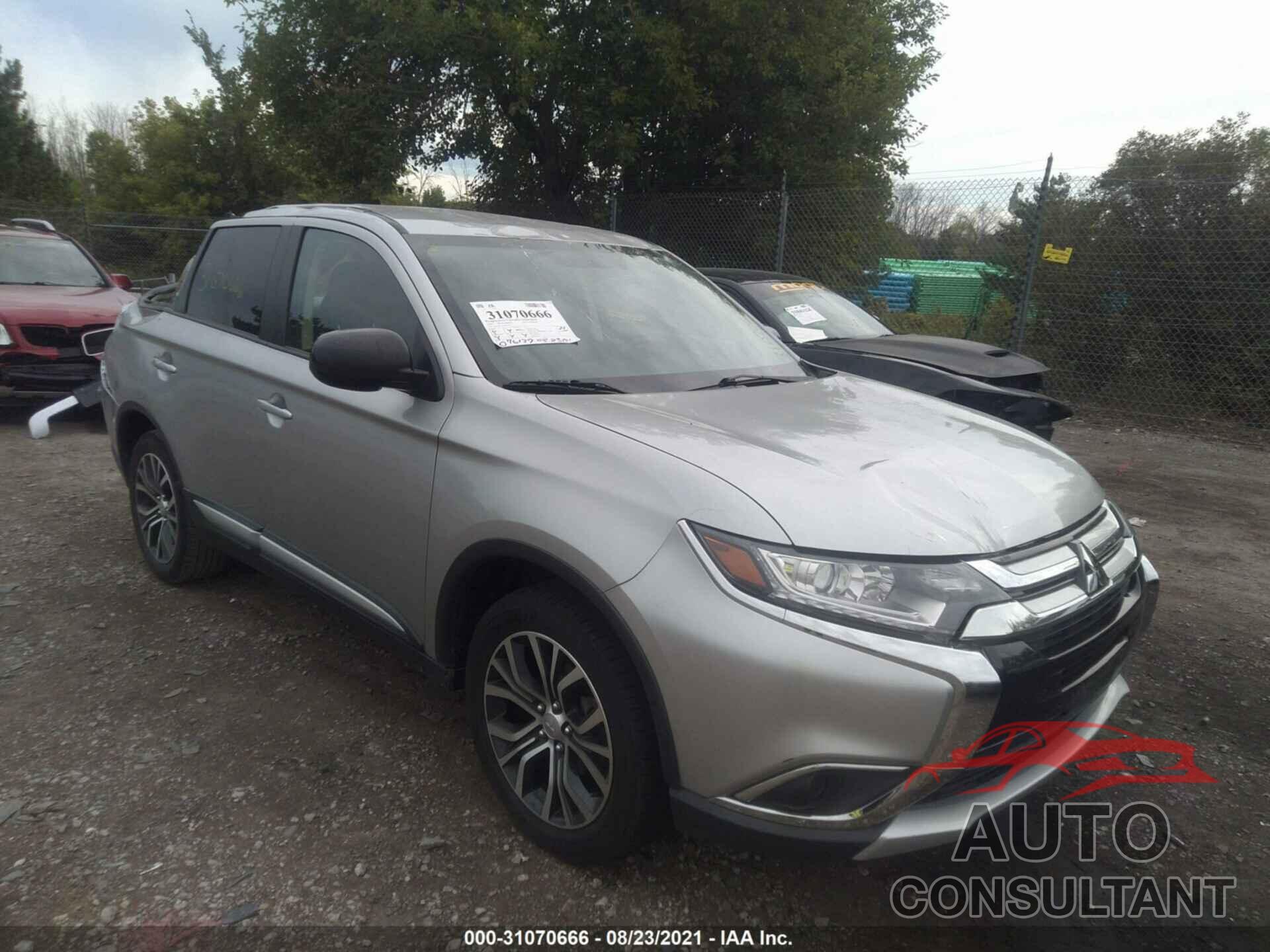MITSUBISHI OUTLANDER 2018 - JA4AZ3A33JJ005347