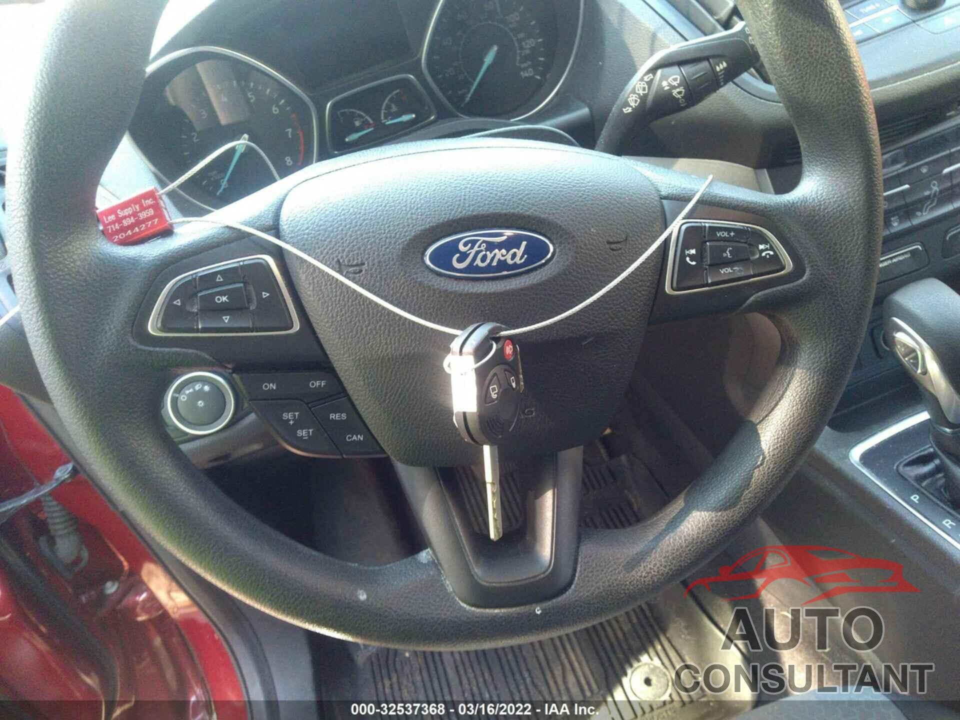 FORD ESCAPE 2018 - 1FMCU9GD1JUD53710