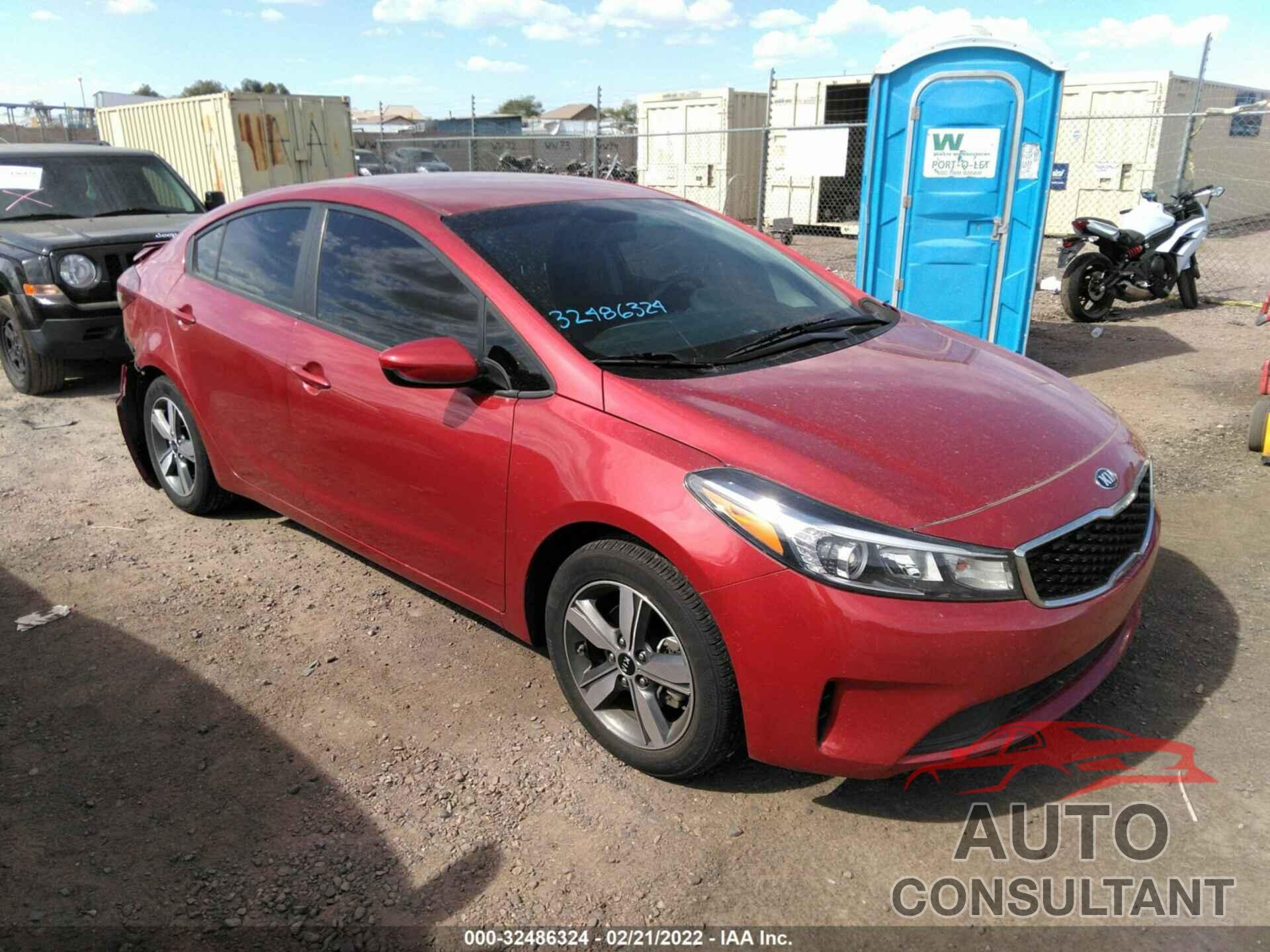 KIA FORTE 2018 - 3KPFL4A74JE255182