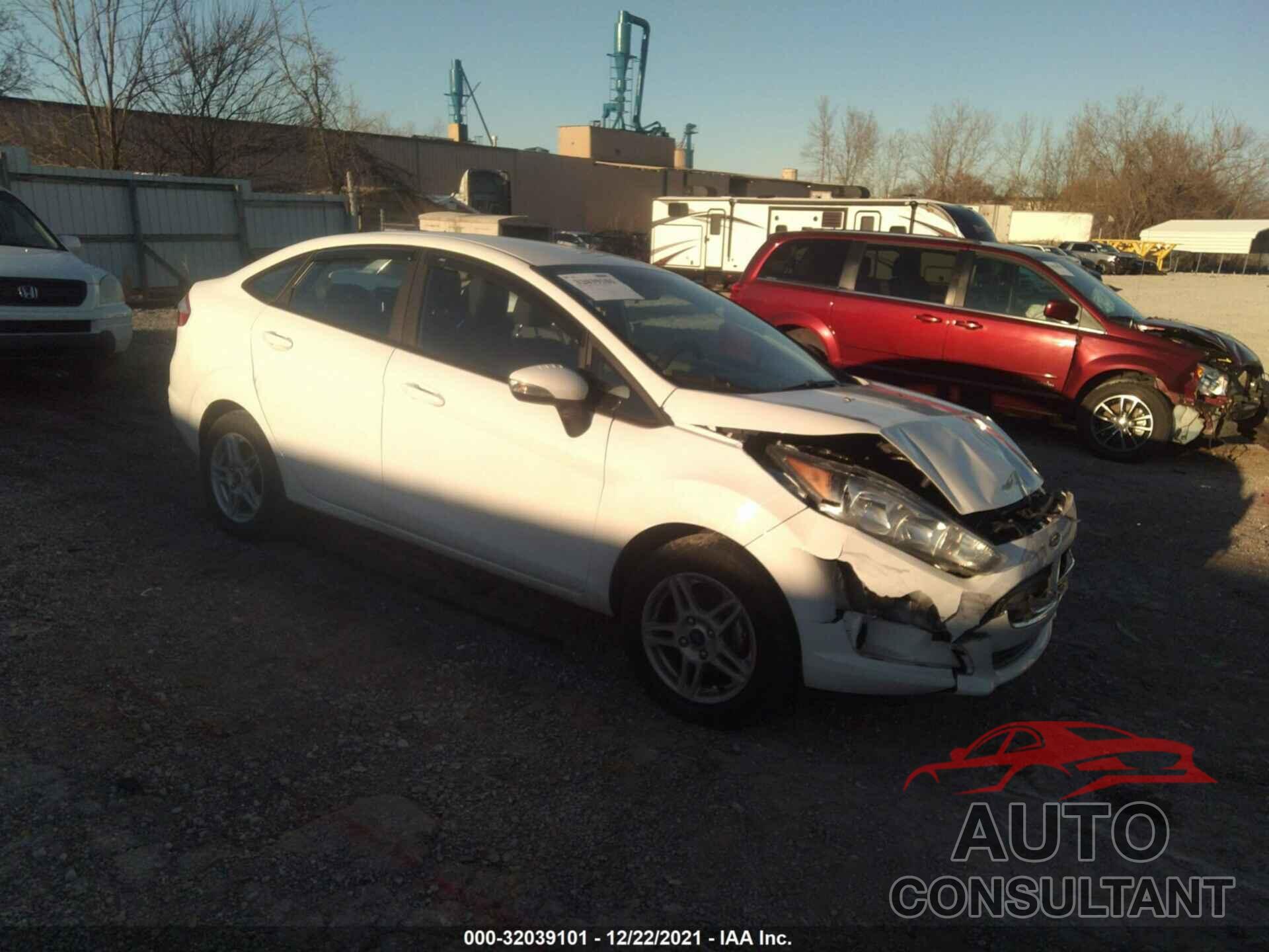 FORD FIESTA 2018 - 3FADP4BJXJM109371