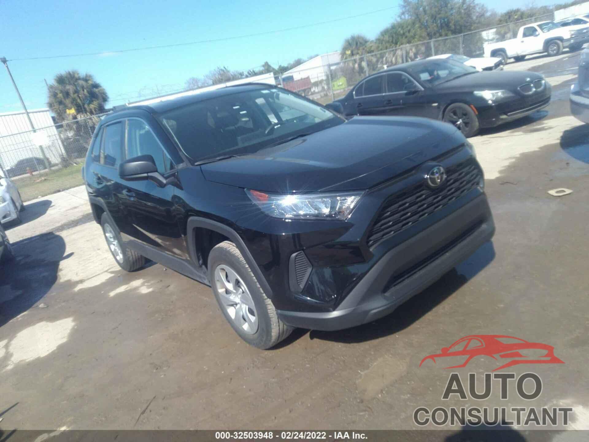 TOYOTA RAV4 2021 - 2T3H1RFV5MW135659