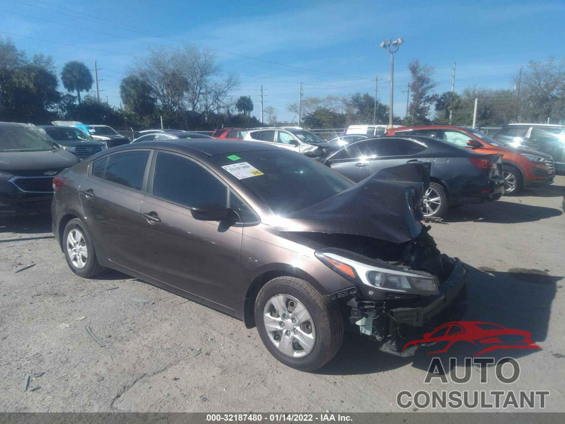 KIA FORTE 2017 - 3KPFK4A74HE057439