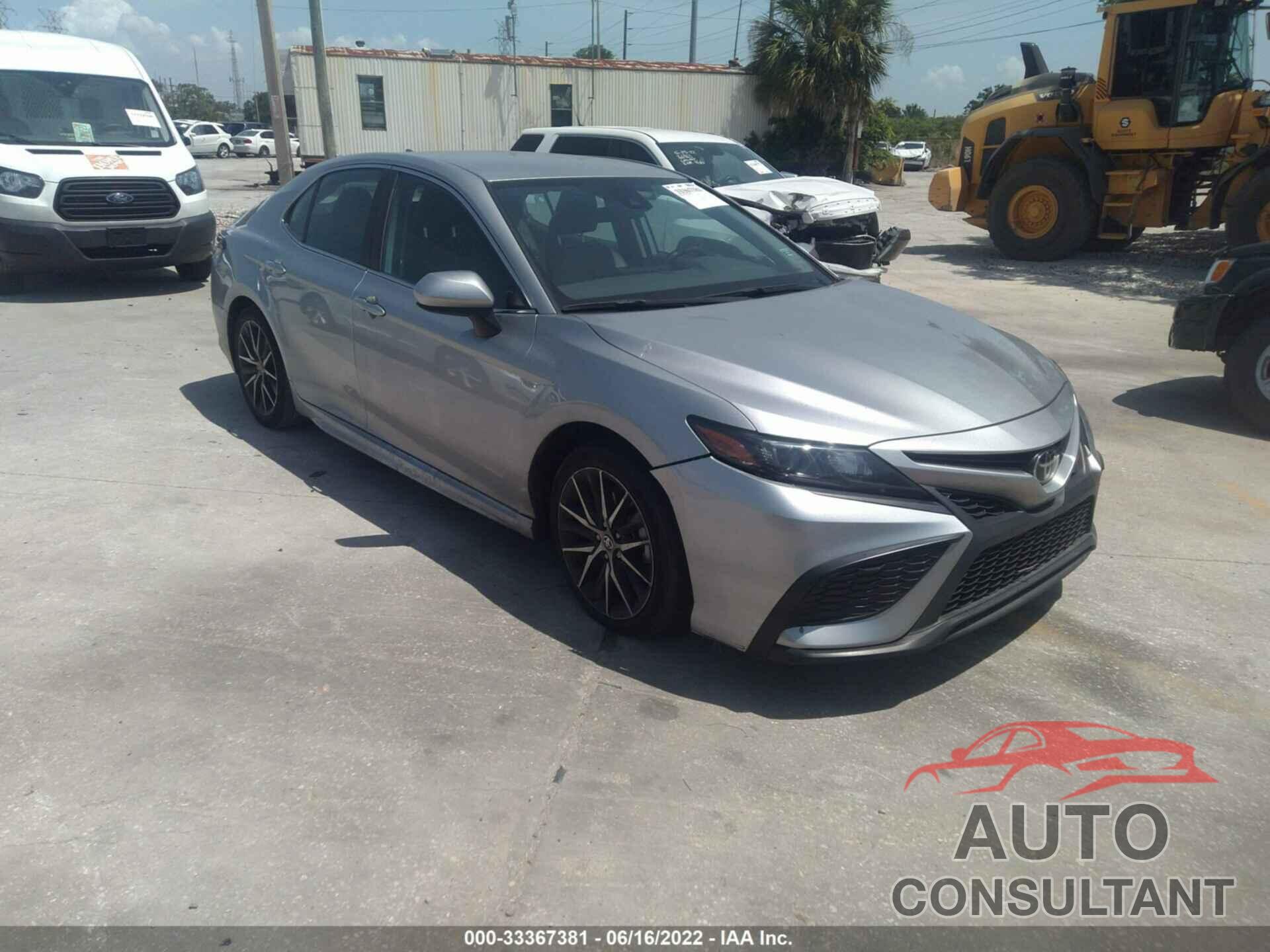 TOYOTA CAMRY 2021 - 4T1G11AK3MU528403
