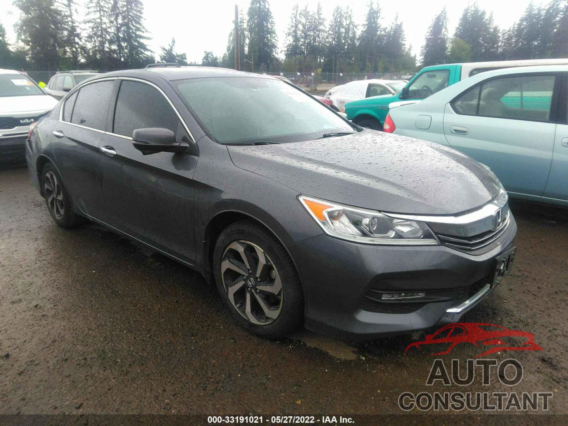 HONDA ACCORD SEDAN 2016 - 1HGCR3F89GA033103