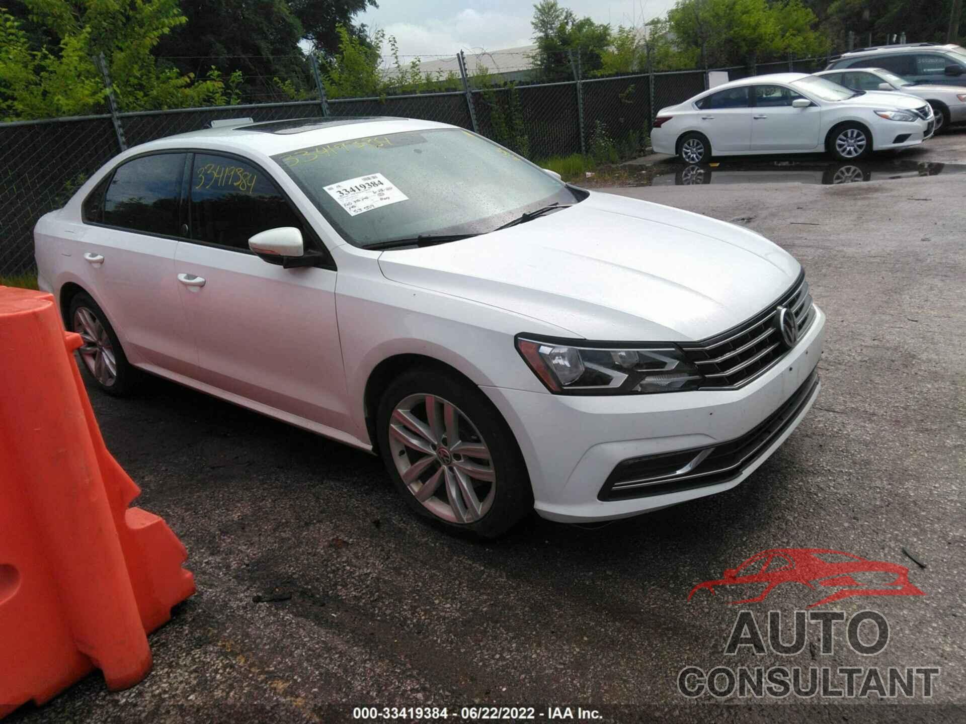 VOLKSWAGEN PASSAT 2019 - 1VWLA7A36KC004421