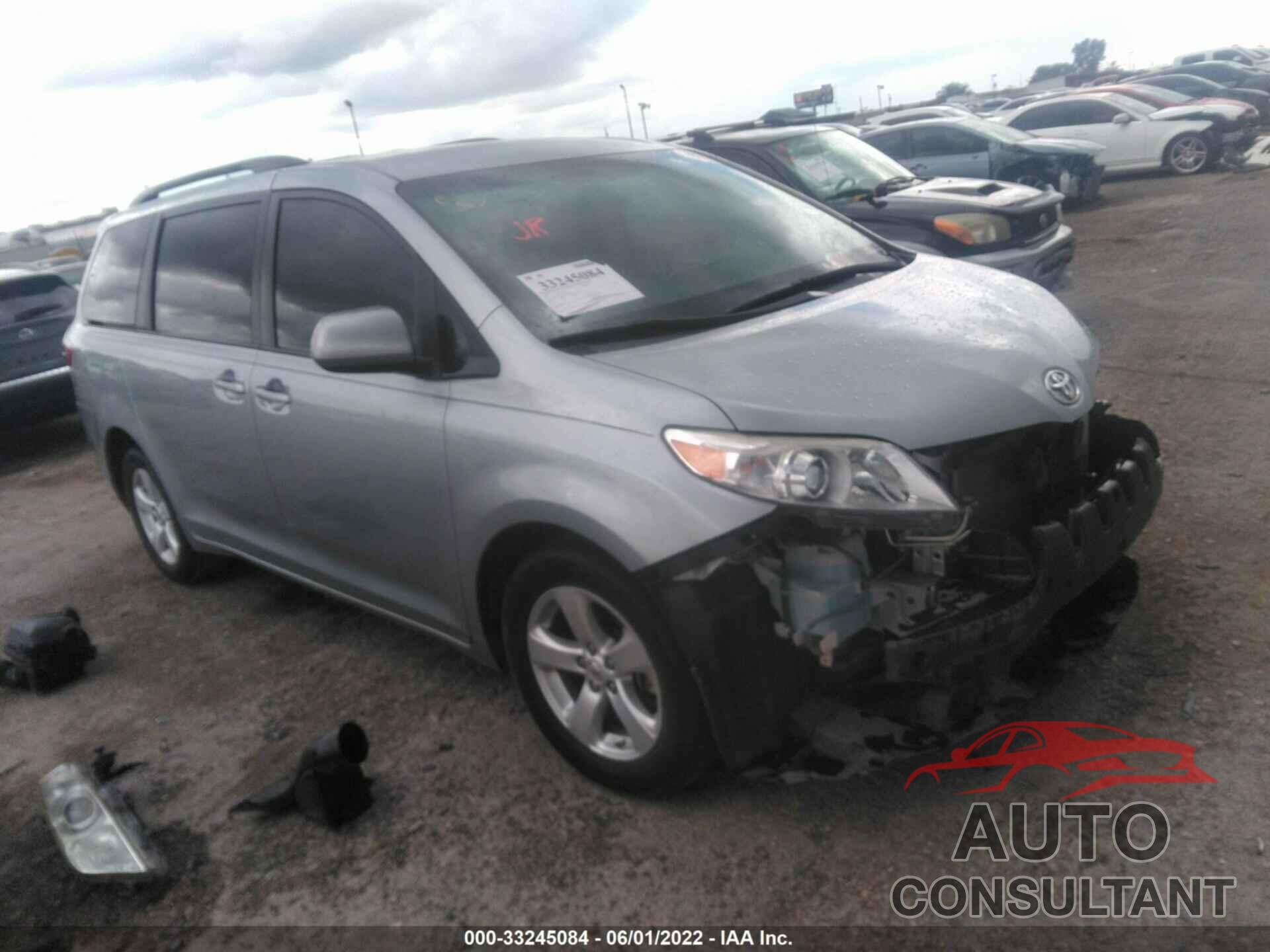 TOYOTA SIENNA 2017 - 5TDKZ3DCXHS770879