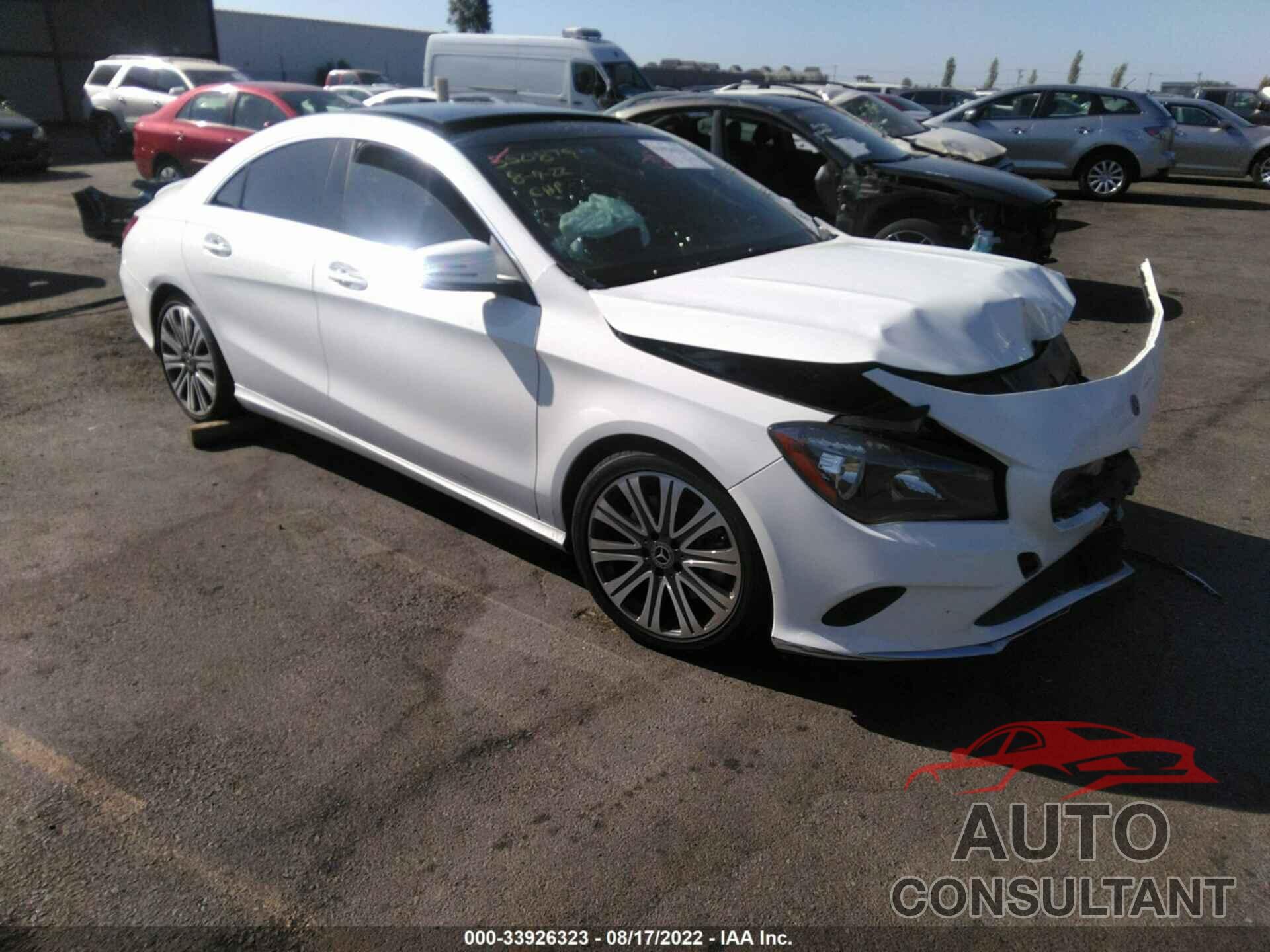 MERCEDES-BENZ CLA 2019 - WDDSJ4EB5KN699435