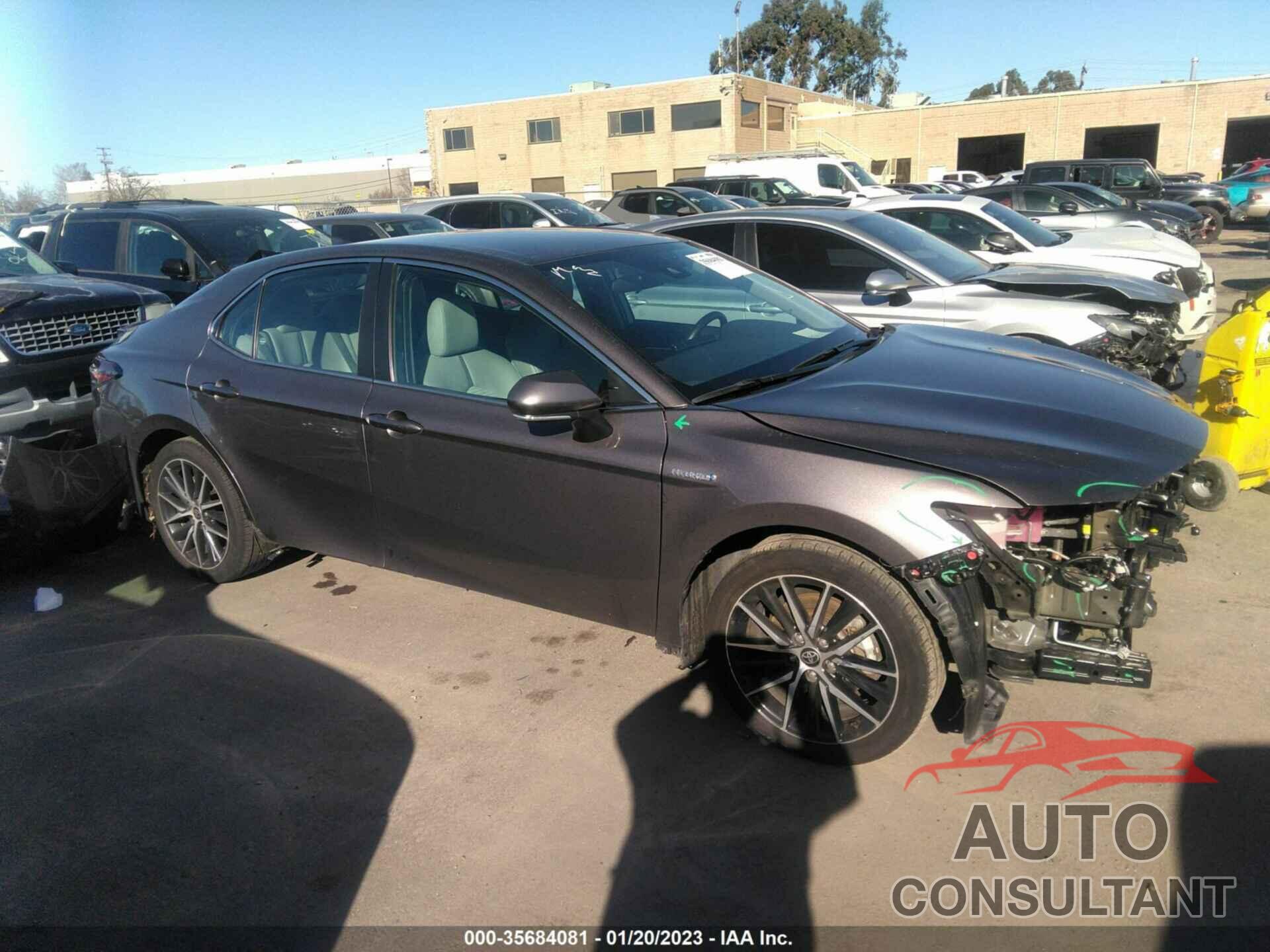 TOYOTA CAMRY 2021 - 4T1G31AK6MU560949
