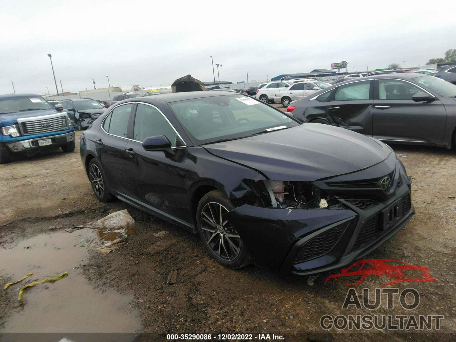 TOYOTA CAMRY 2021 - 4T1G11AK2MU482689