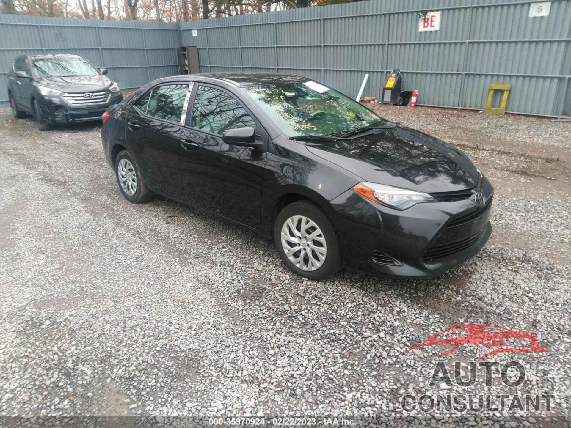 TOYOTA COROLLA 2017 - 2T1BURHE2HC800012