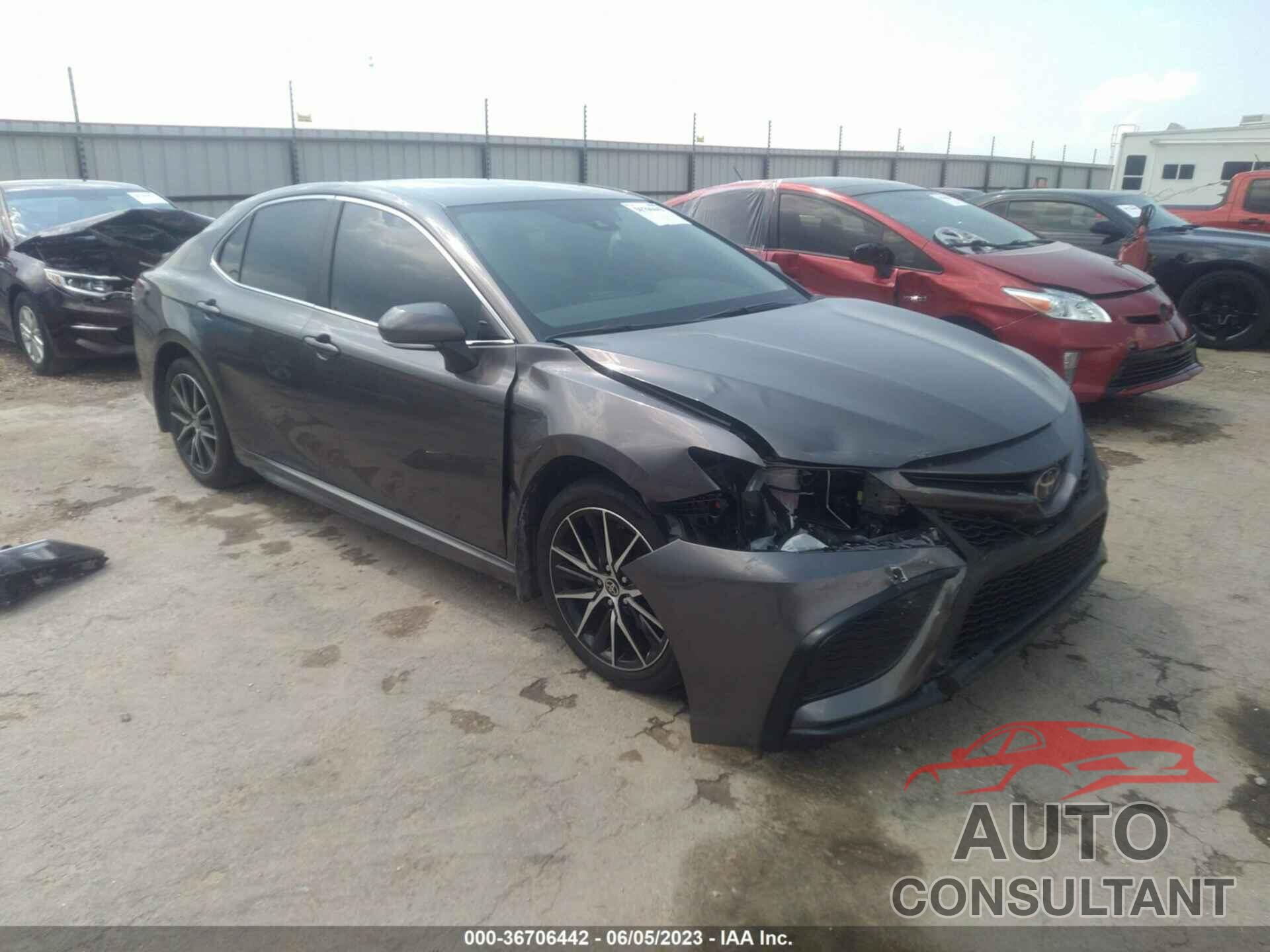 TOYOTA CAMRY 2023 - 4T1G11AK0PU801849
