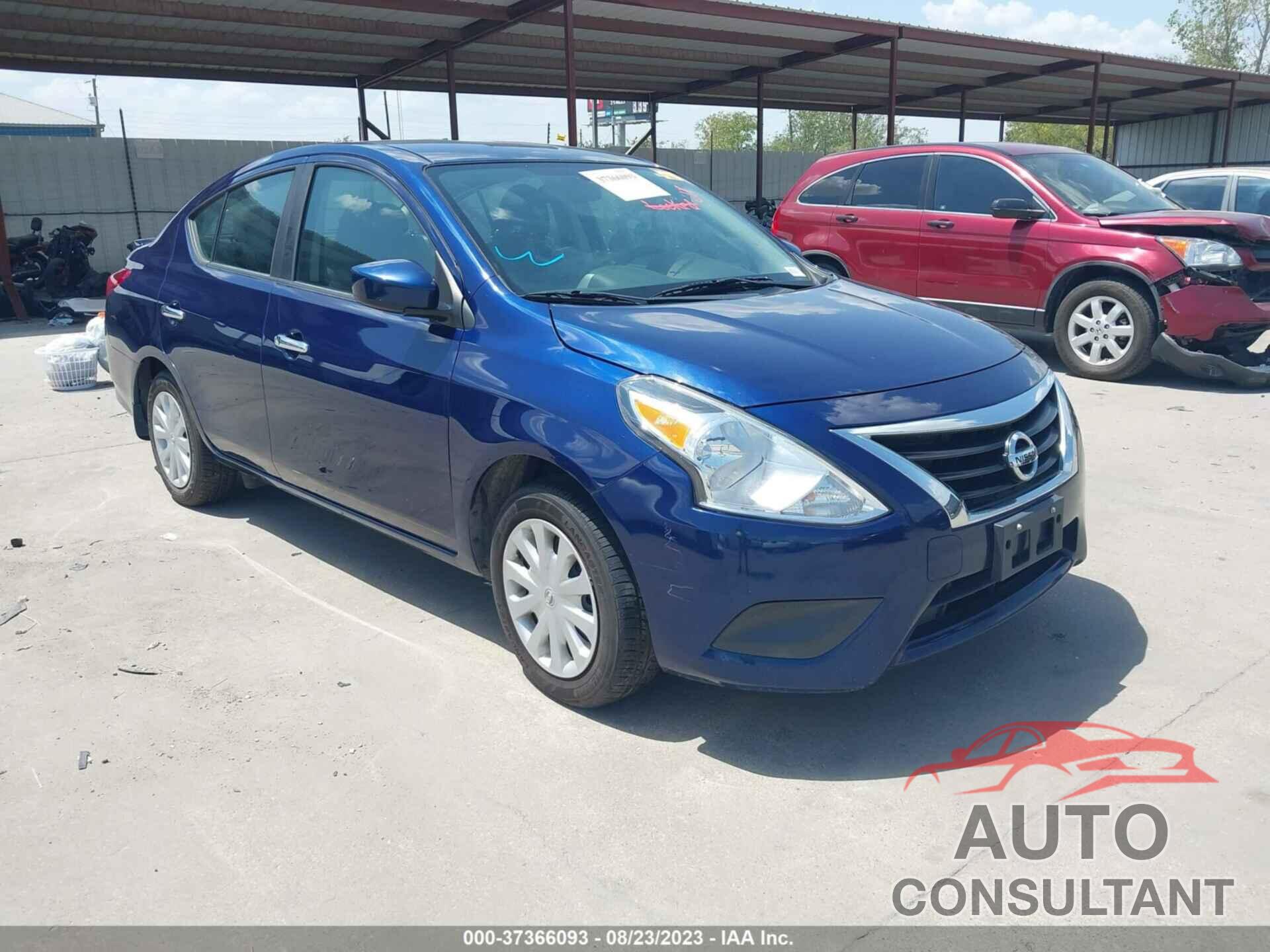 NISSAN VERSA 2018 - 3N1CN7AP5JL845727