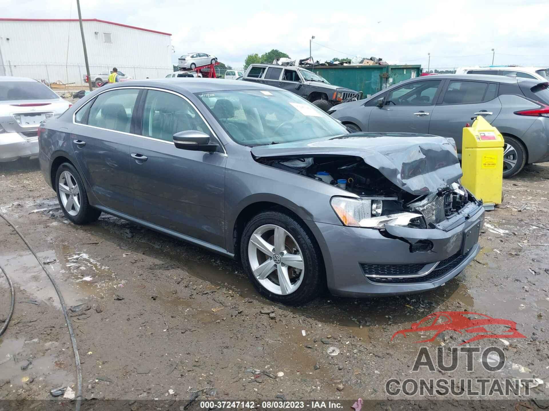 VOLKSWAGEN PASSAT 2015 - 1VWBT7A38FC002326
