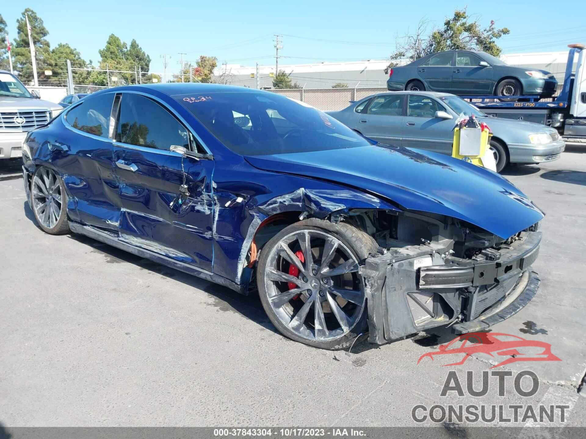 TESLA MODEL S 2020 - 5YJSA1E45LF381003