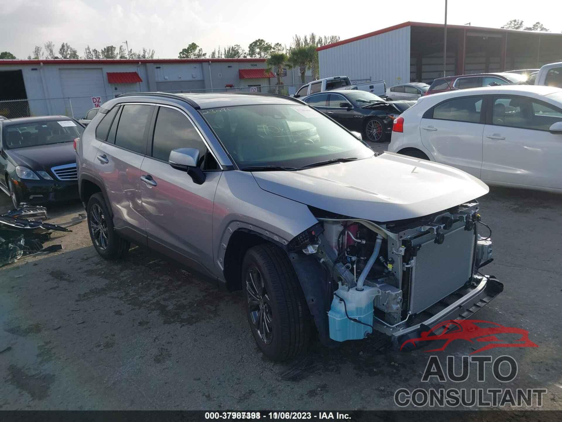 TOYOTA RAV4 2023 - JTMB6RFV3PD100272