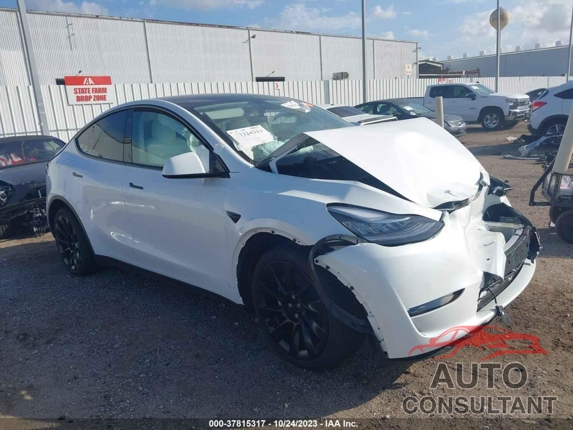 TESLA MODEL Y 2022 - 7SAYGAEEXNF427898