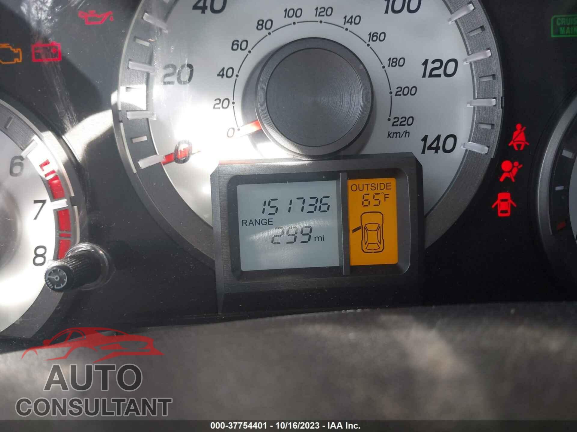 HONDA PILOT 2015 - 5FNYF4H51FB041885