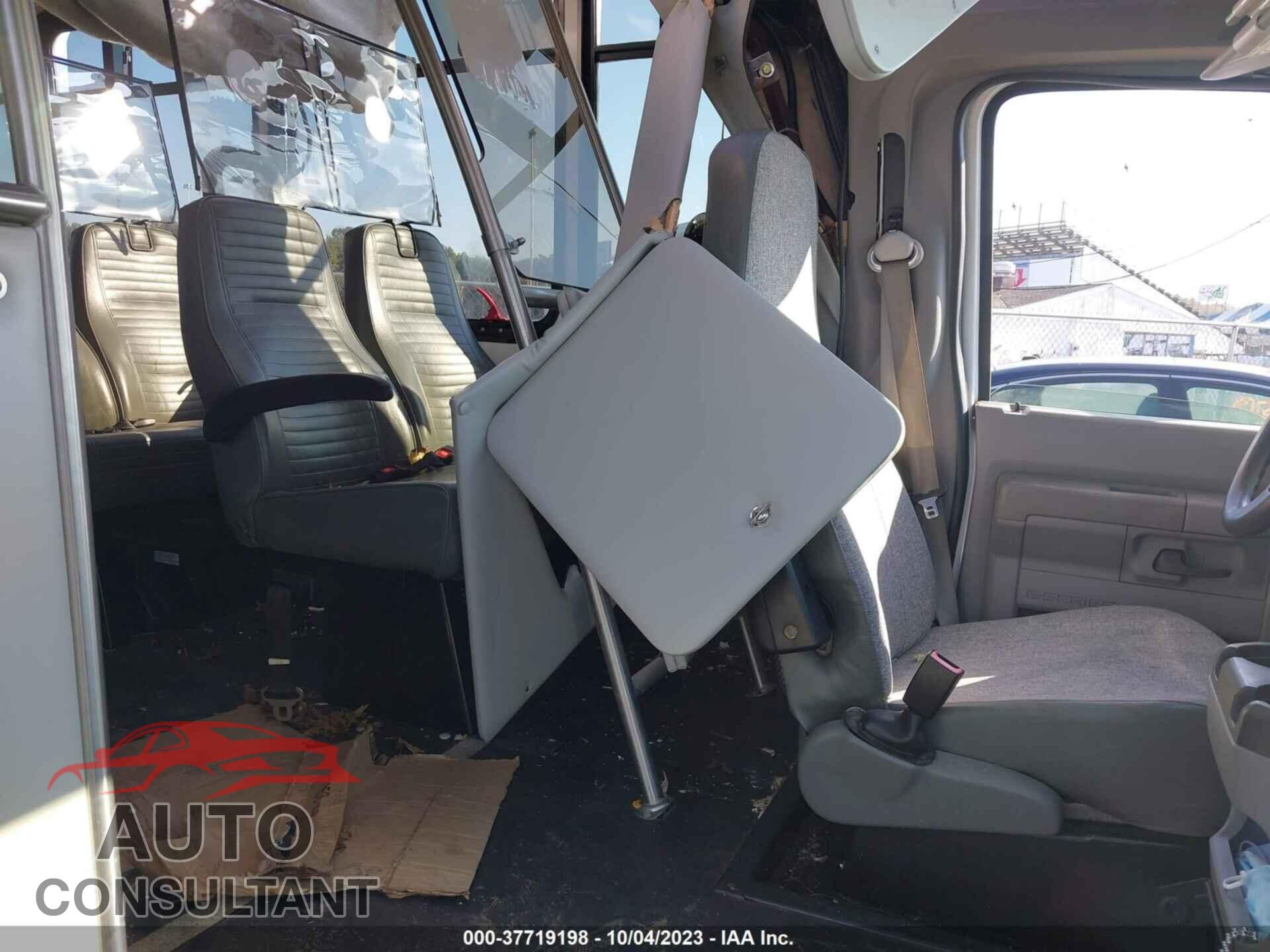 FORD E-350 CUTAWAY 2017 - 1FDEE3FS7HDC35450