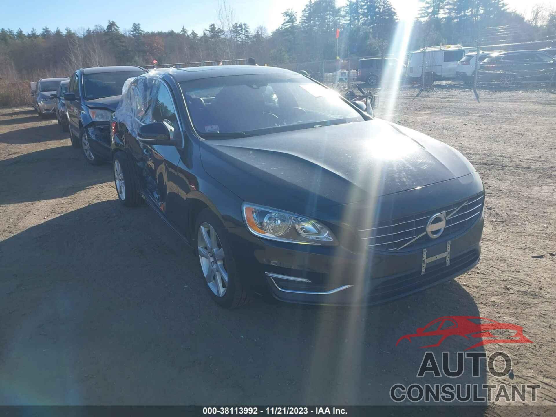 VOLVO S60 2016 - YV1612TK2G1400852