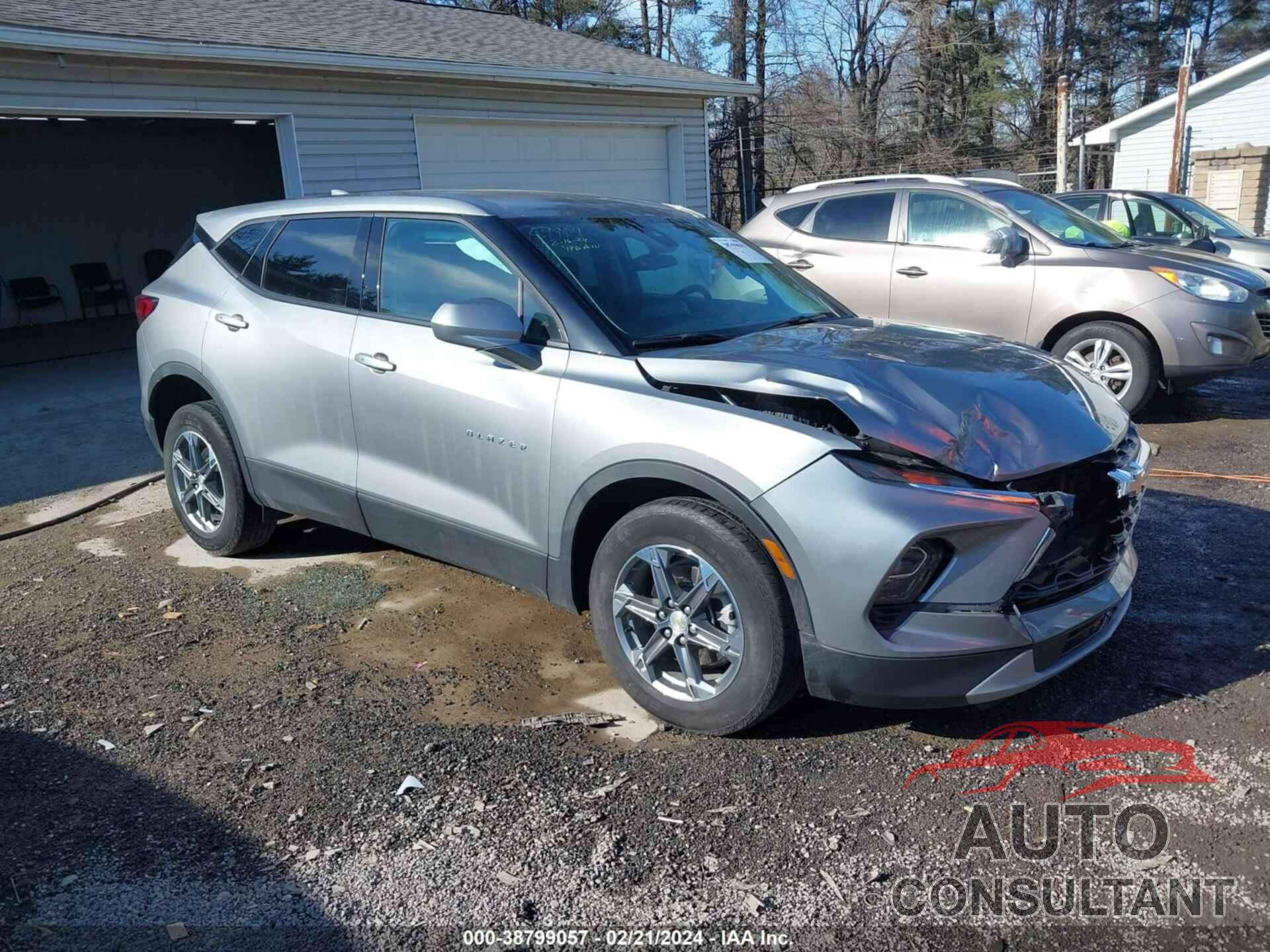 CHEVROLET BLAZER 2023 - 3GNKBHR45PS158660