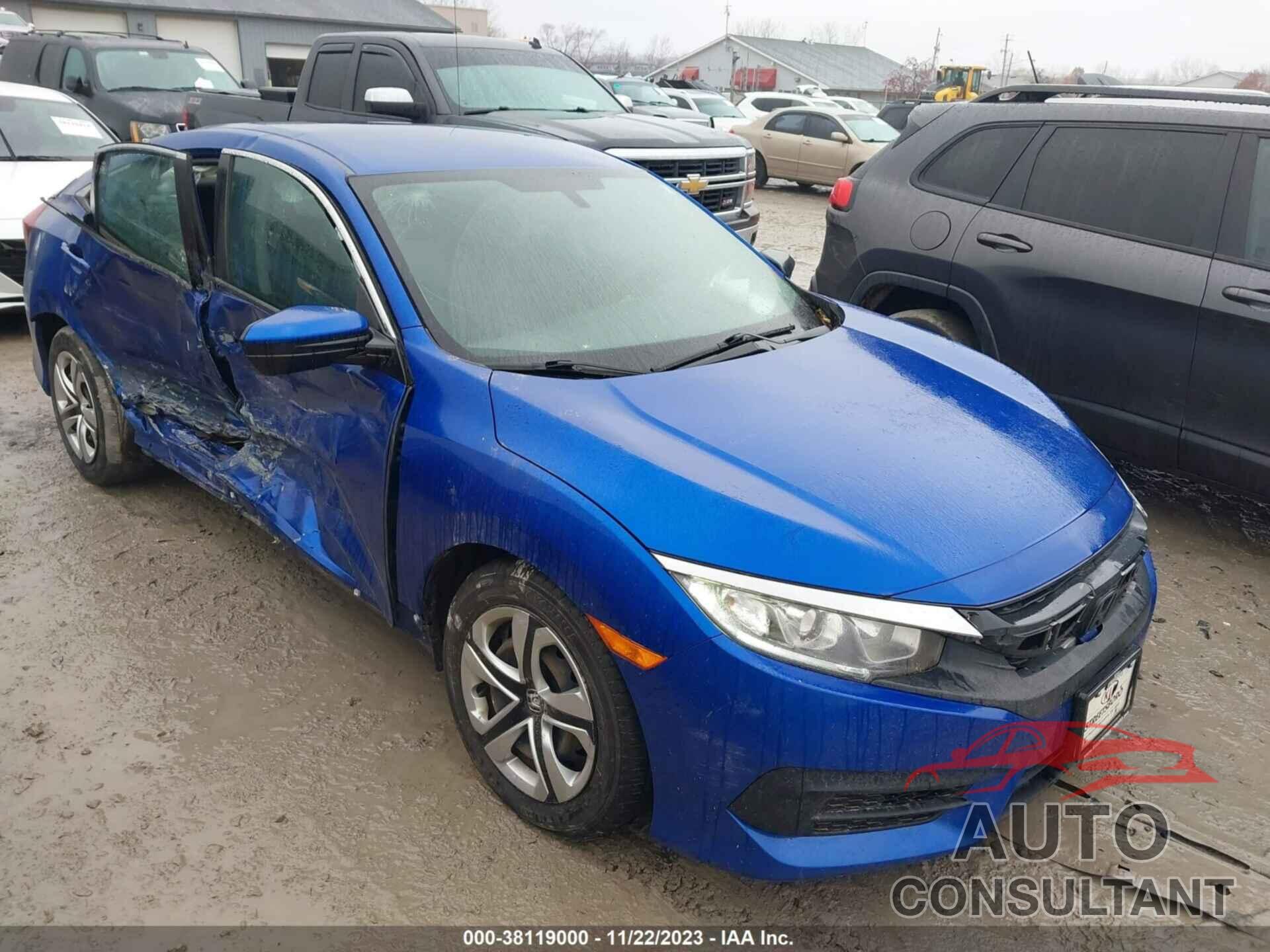 HONDA CIVIC 2018 - 2HGFC2F58JH579060