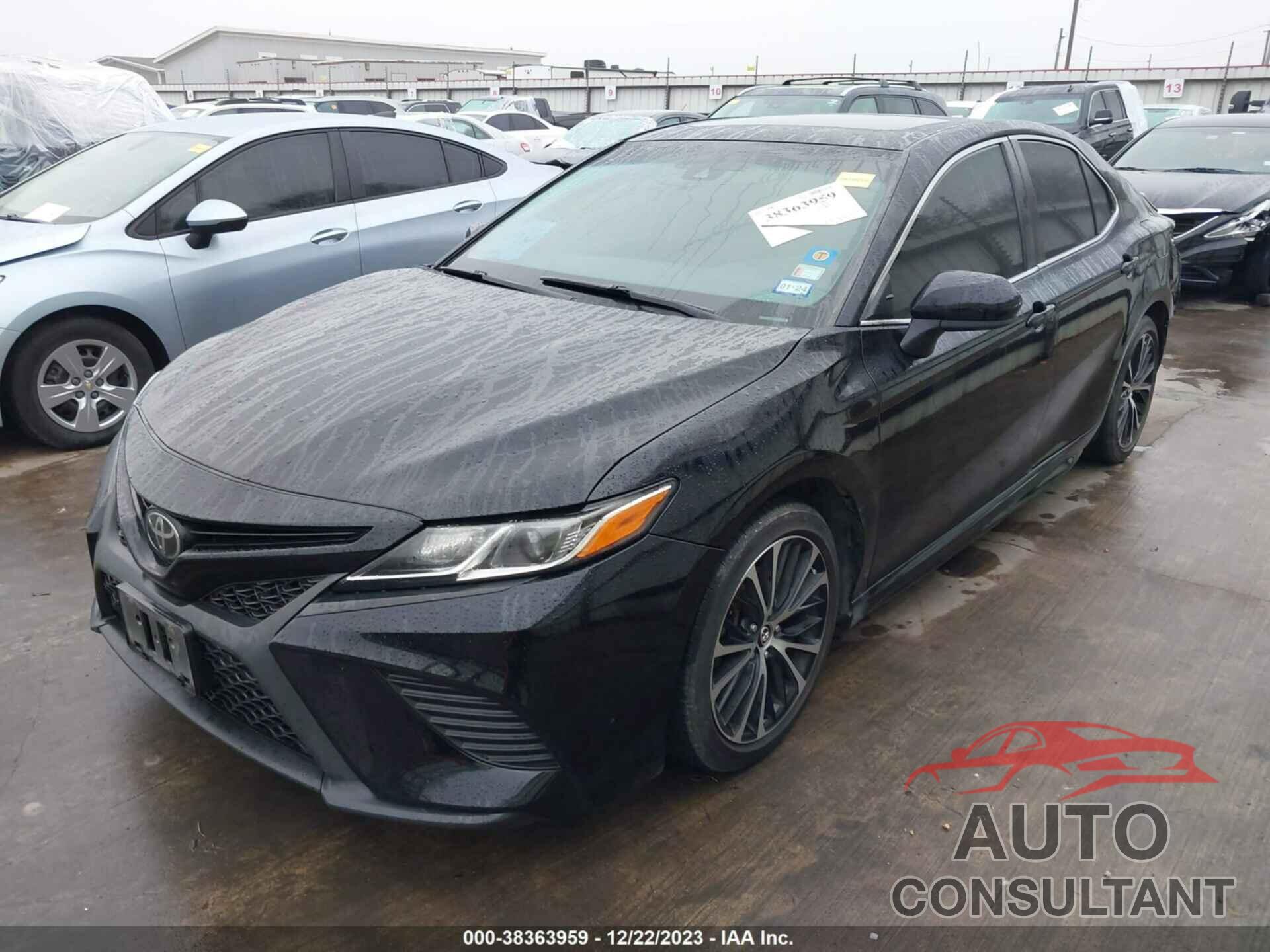 TOYOTA CAMRY 2018 - JTNB11HK7J3007878