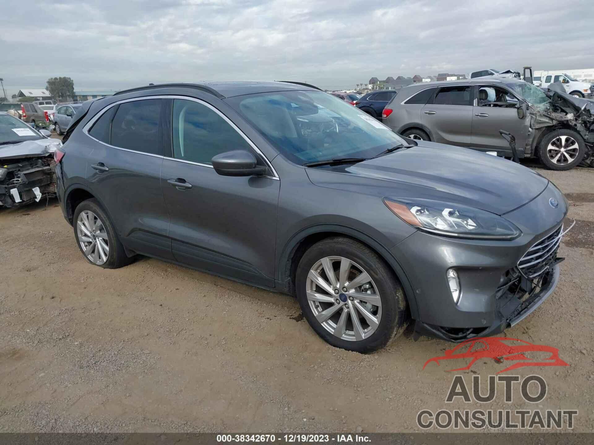 FORD ESCAPE 2022 - 1FMCU0DZ3NUA27005