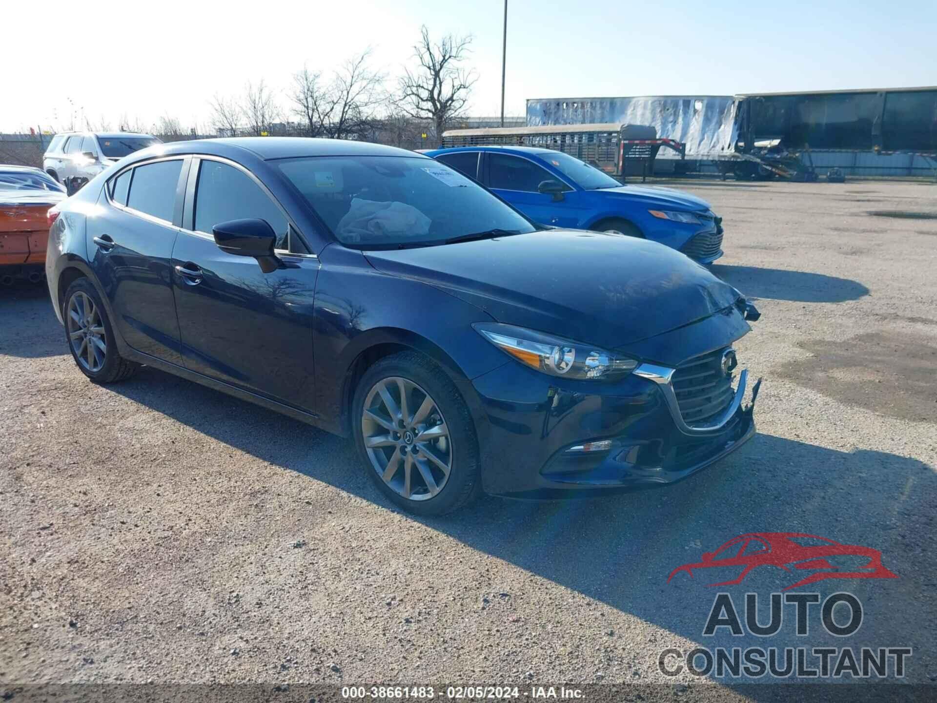 MAZDA MAZDA3 2018 - 3MZBN1V32JM245252