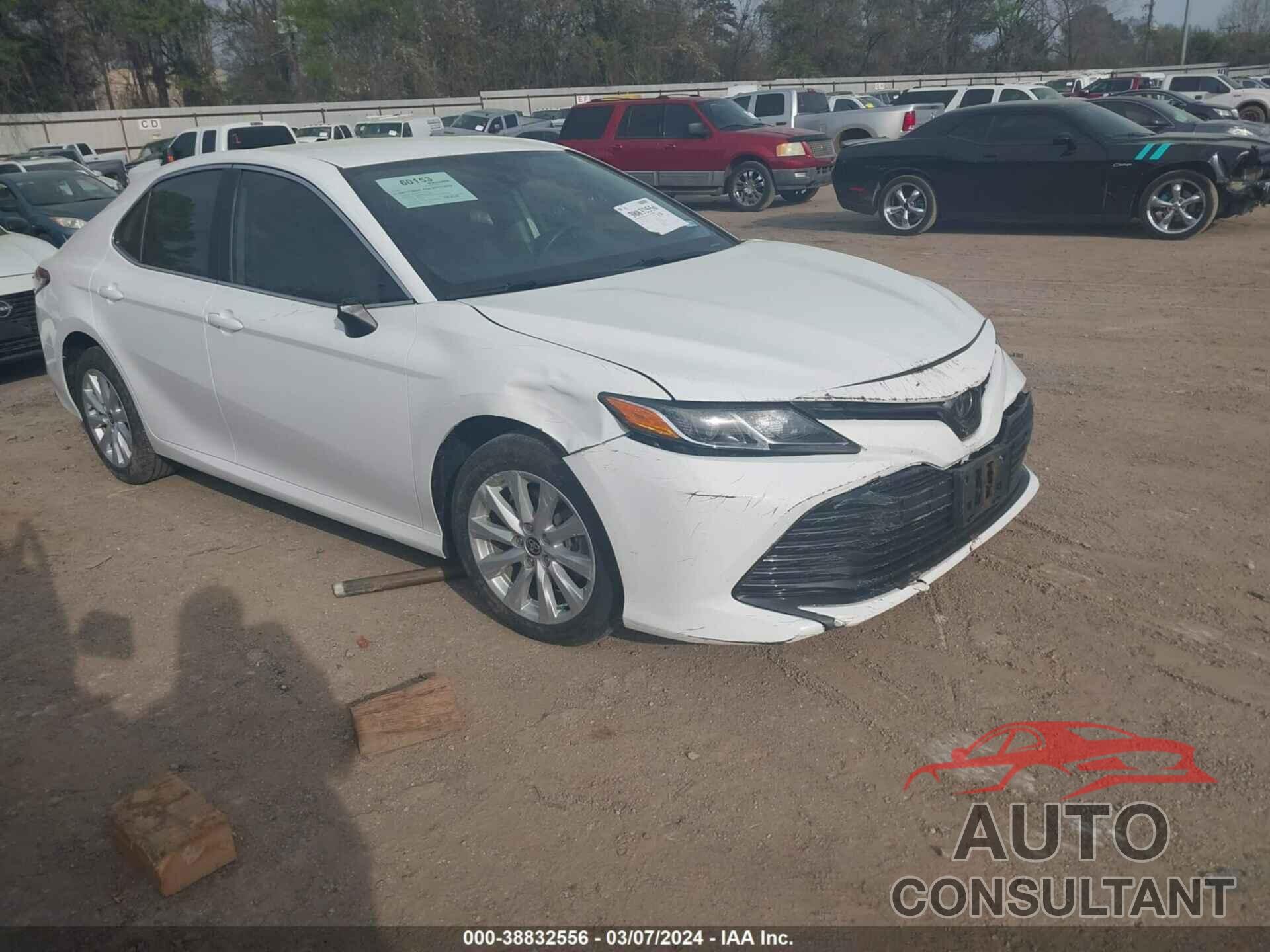 TOYOTA CAMRY 2020 - 4T1C11AK7LU400050