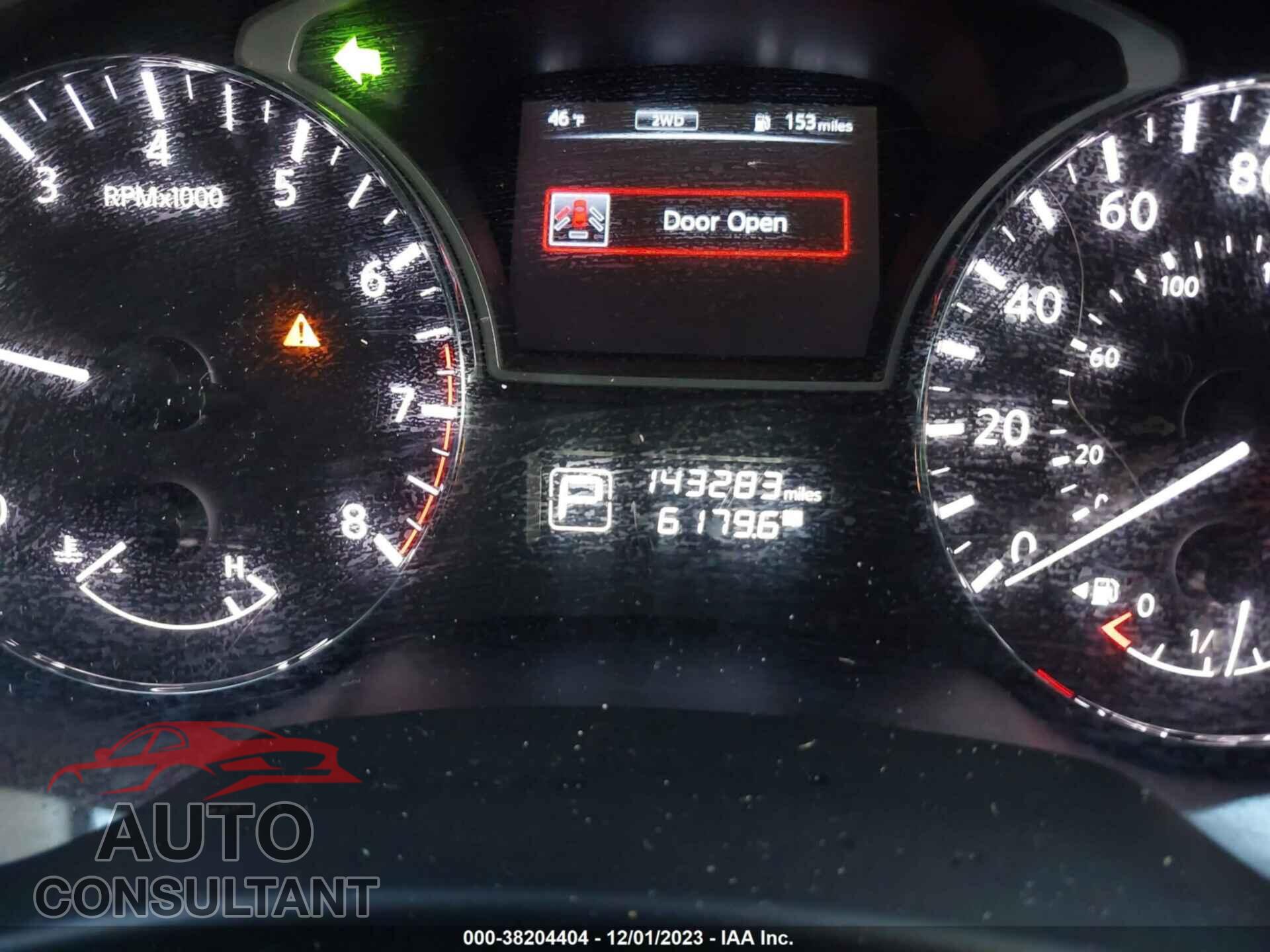 NISSAN PATHFINDER 2015 - 5N1AR2MM2FC656688