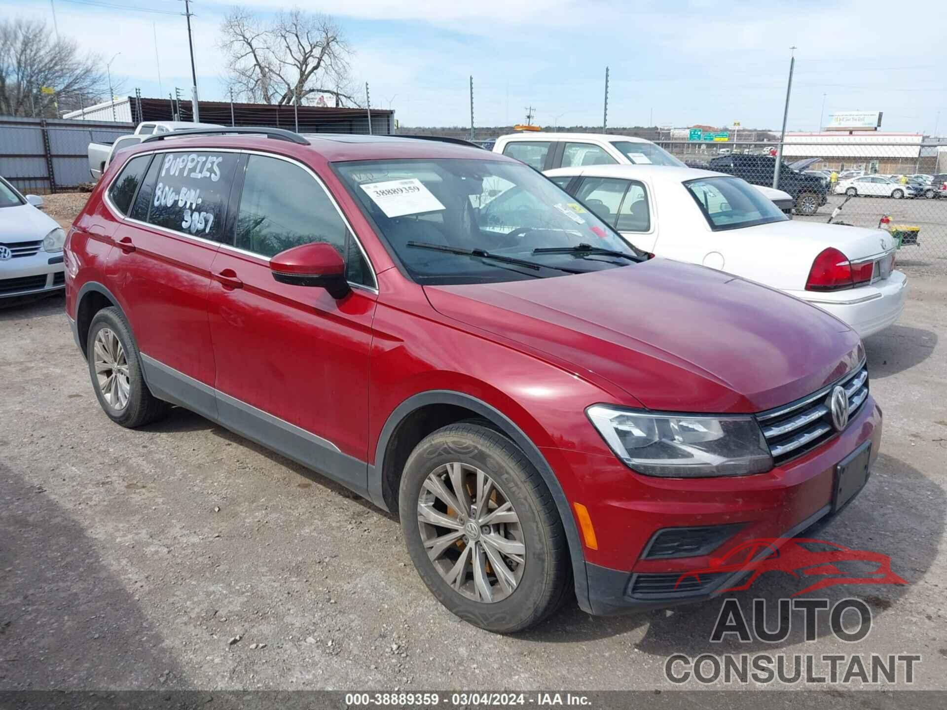 VOLKSWAGEN TIGUAN 2018 - 3VV3B7AX9JM091300