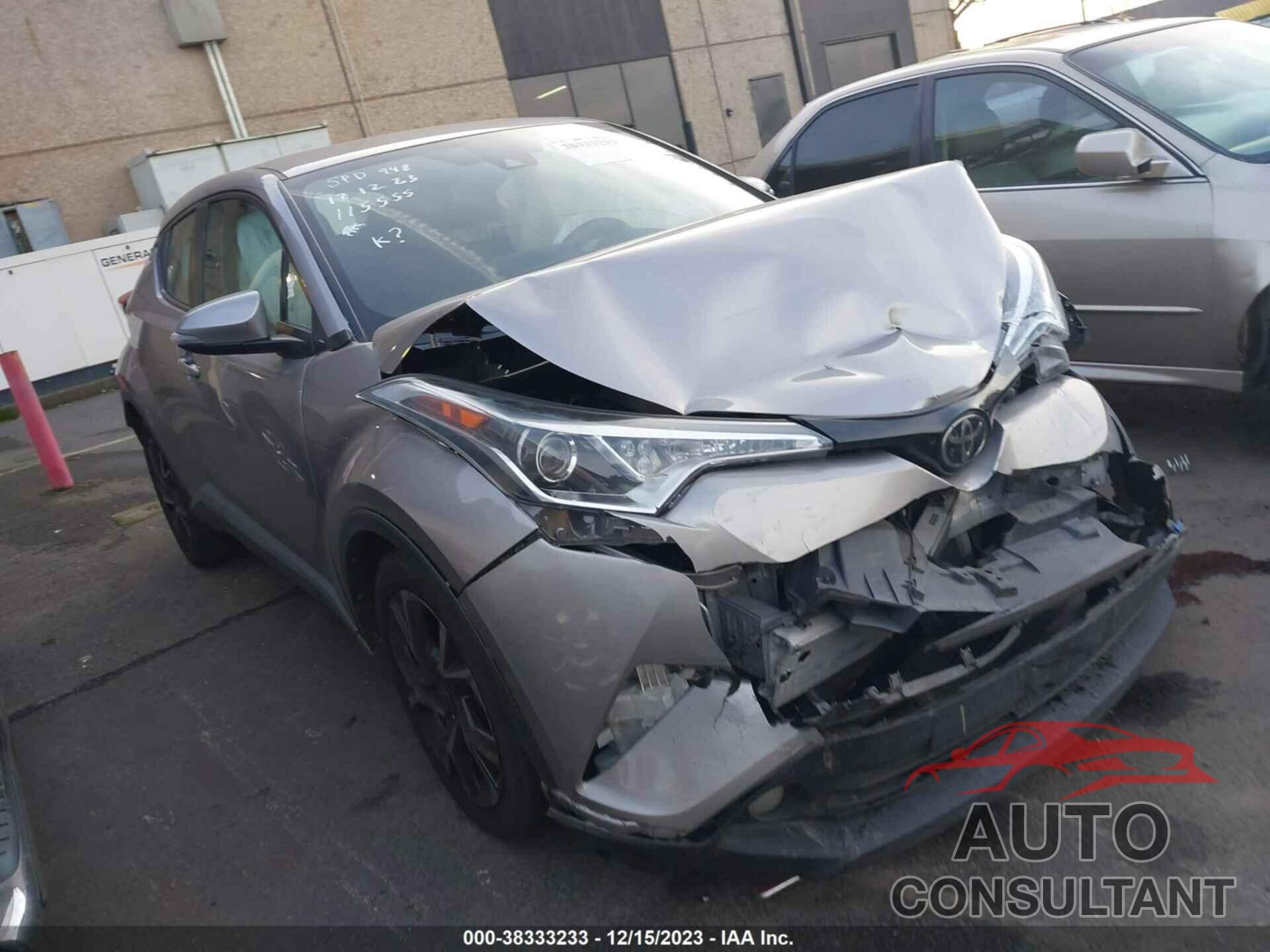 TOYOTA C-HR 2018 - NMTKHMBX0JR057136