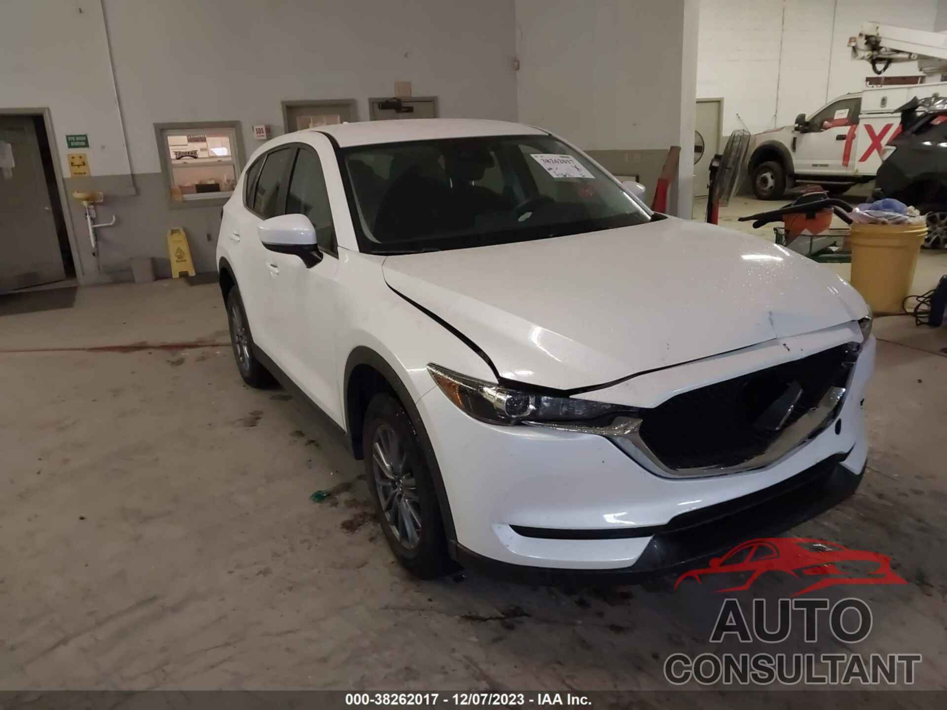 MAZDA CX-5 2017 - JM3KFABL3H0116171