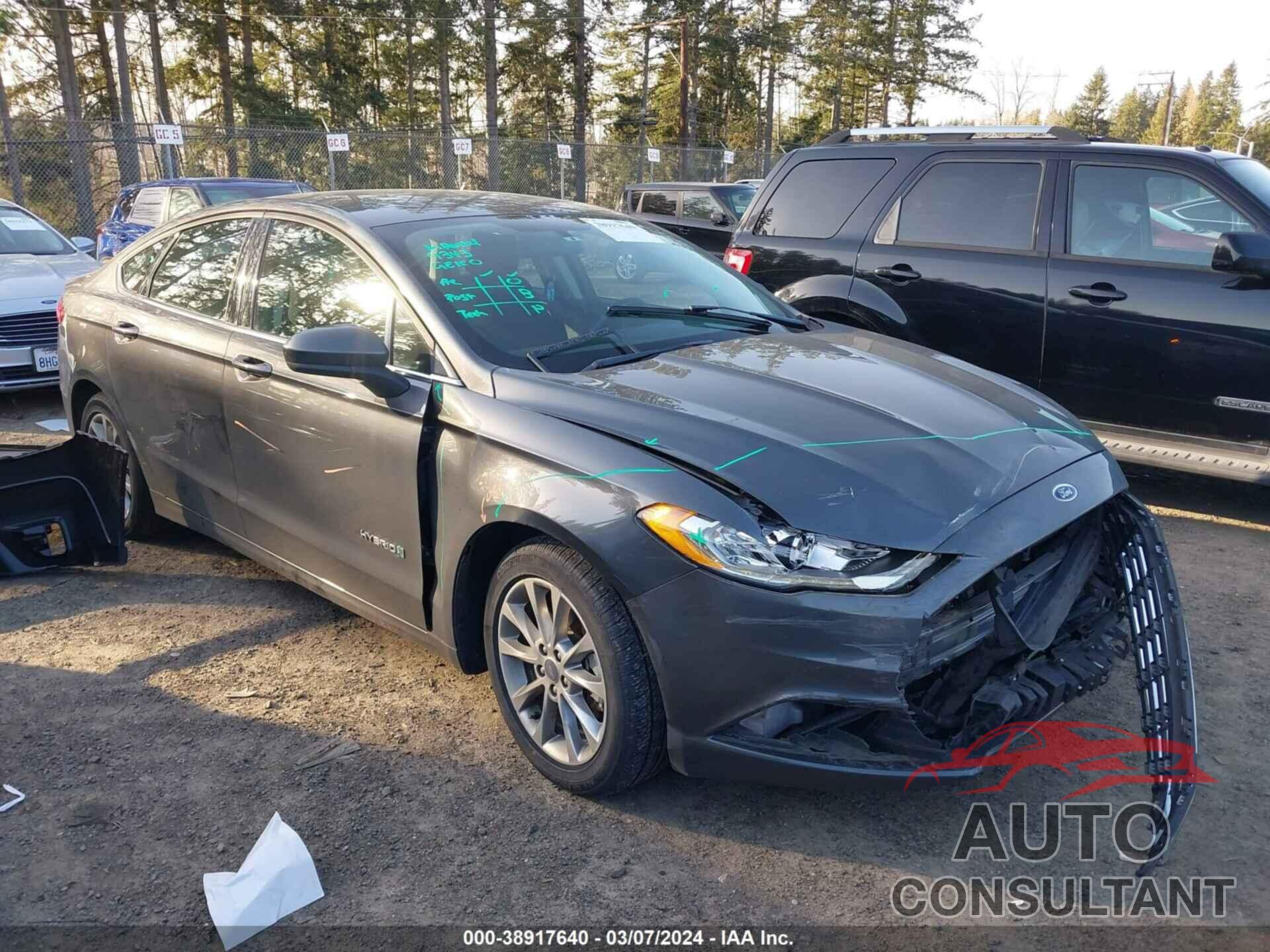 FORD FUSION HYBRID 2017 - 3FA6P0LU5HR323899