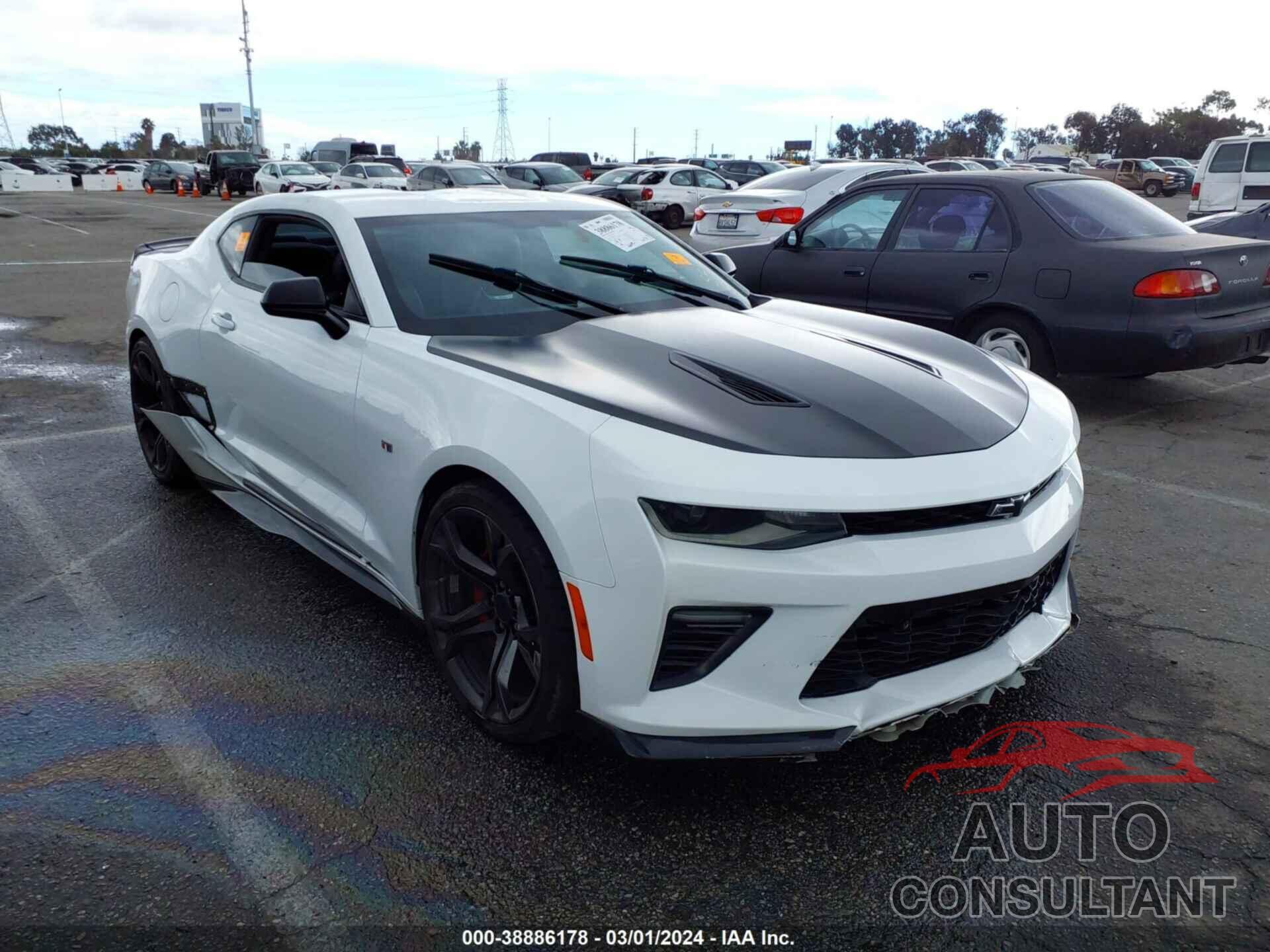 CHEVROLET CAMARO 2017 - 1G1FE1R73H0186672